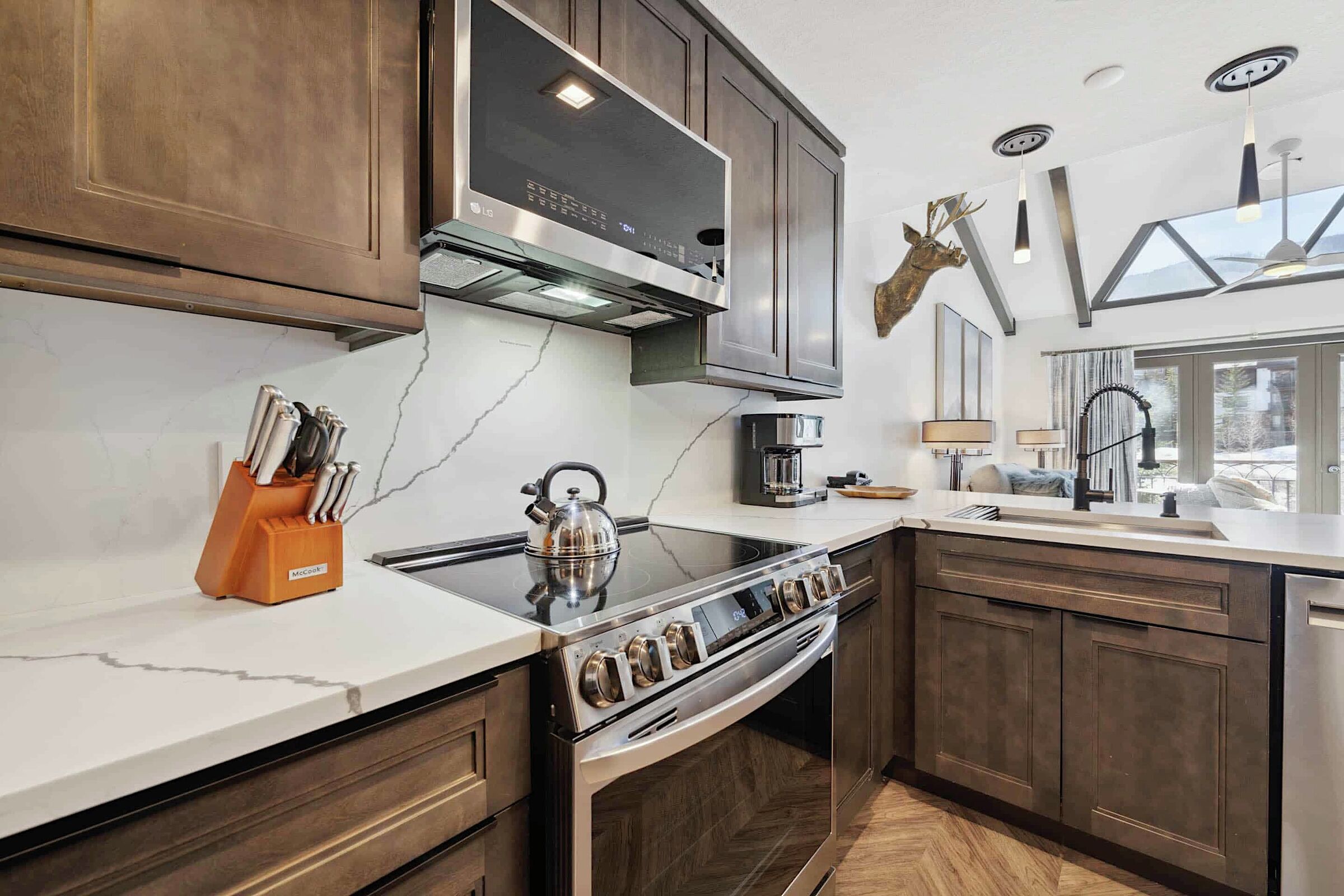 #C430 - Kitchen