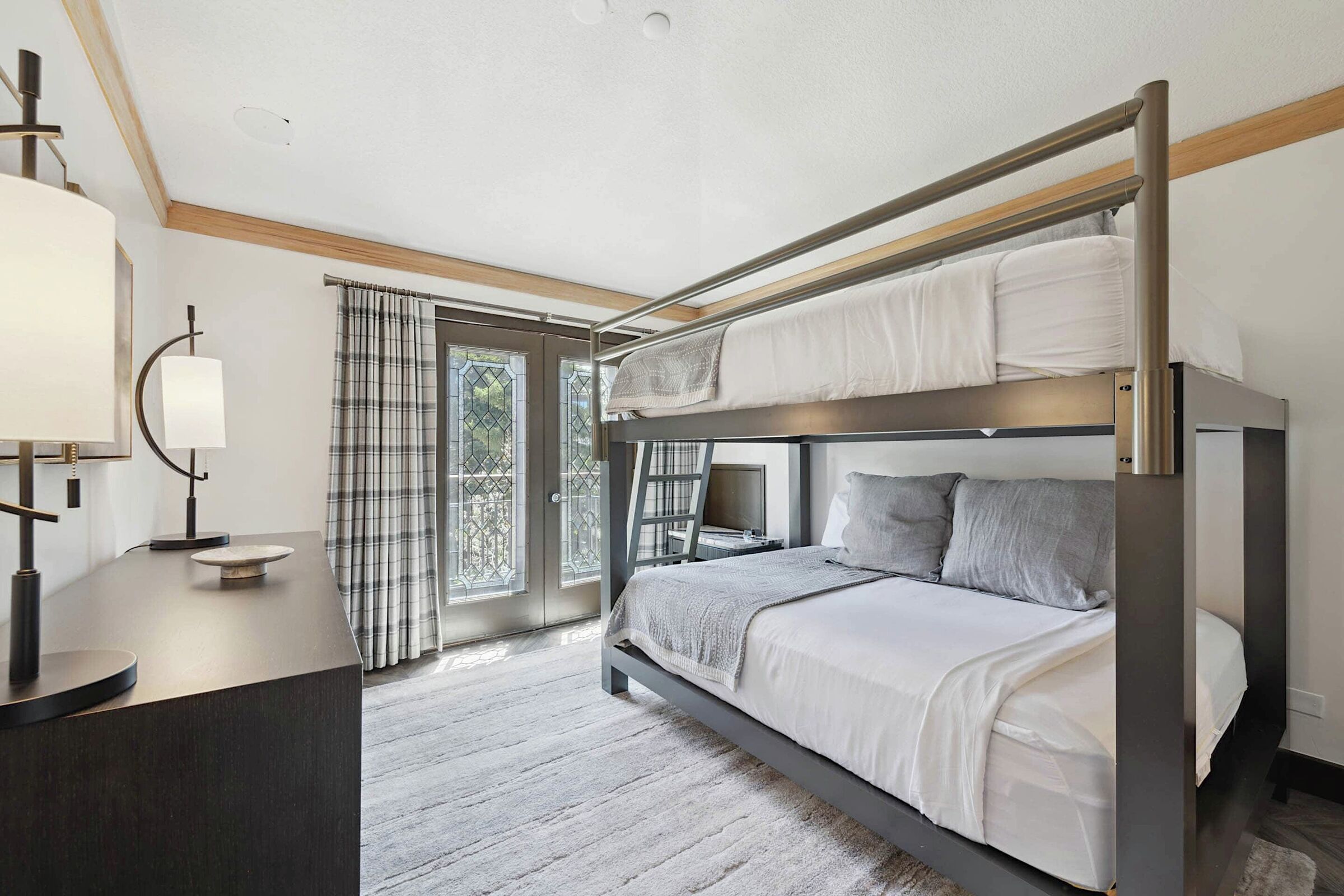 #C430 - Bedroom