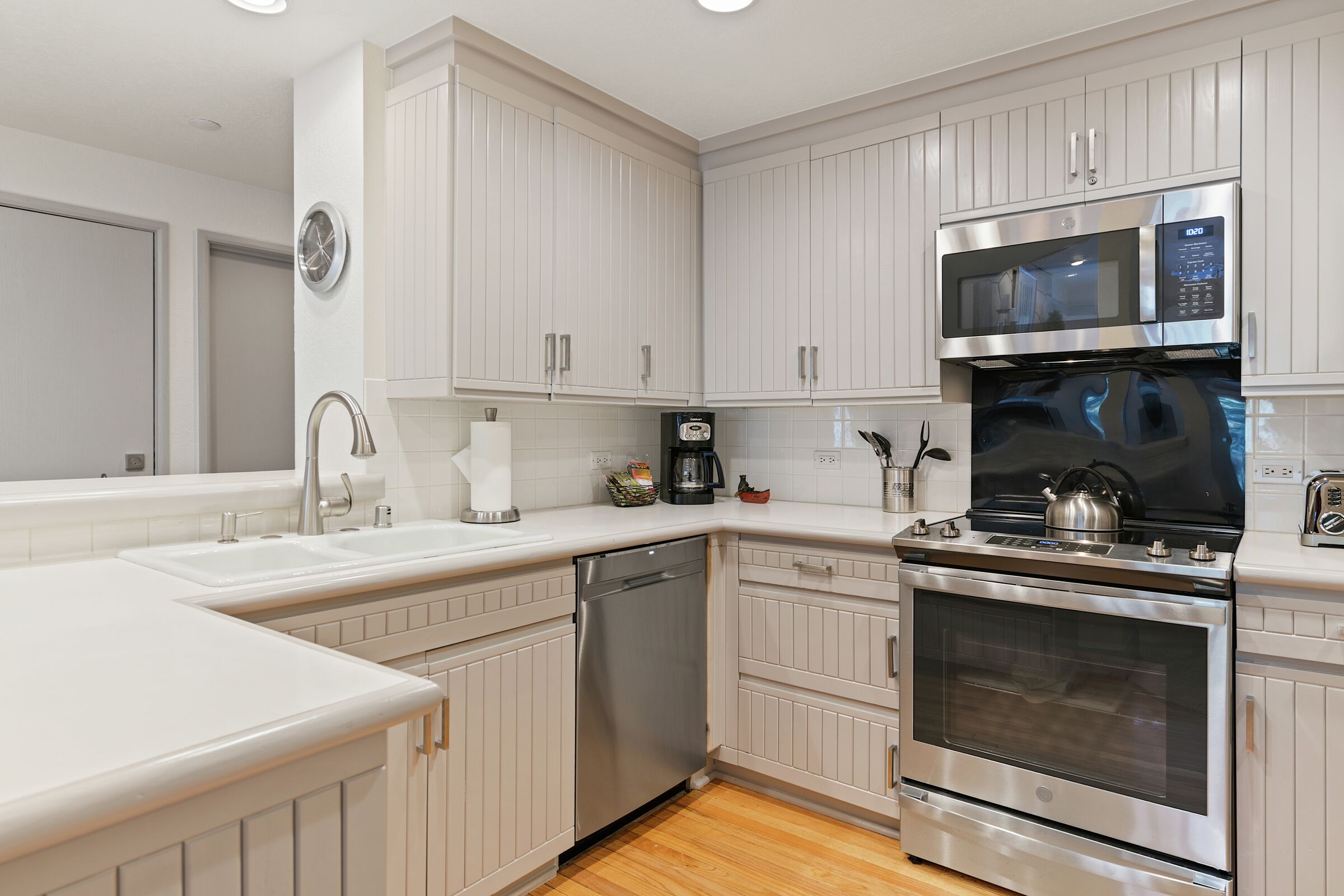 #D1205 - Kitchen