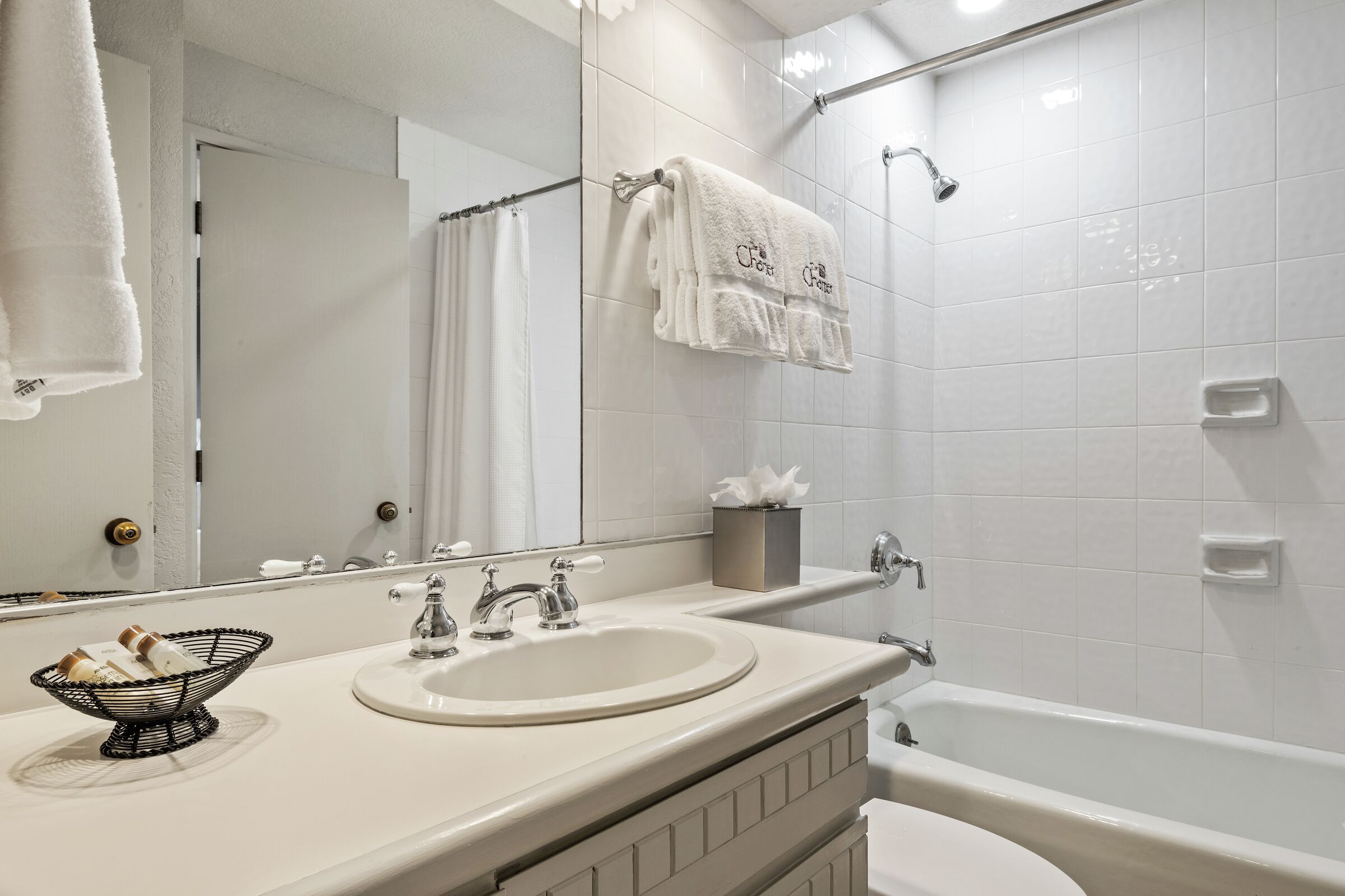 #D1805 - Master Ensuite Bathroom
