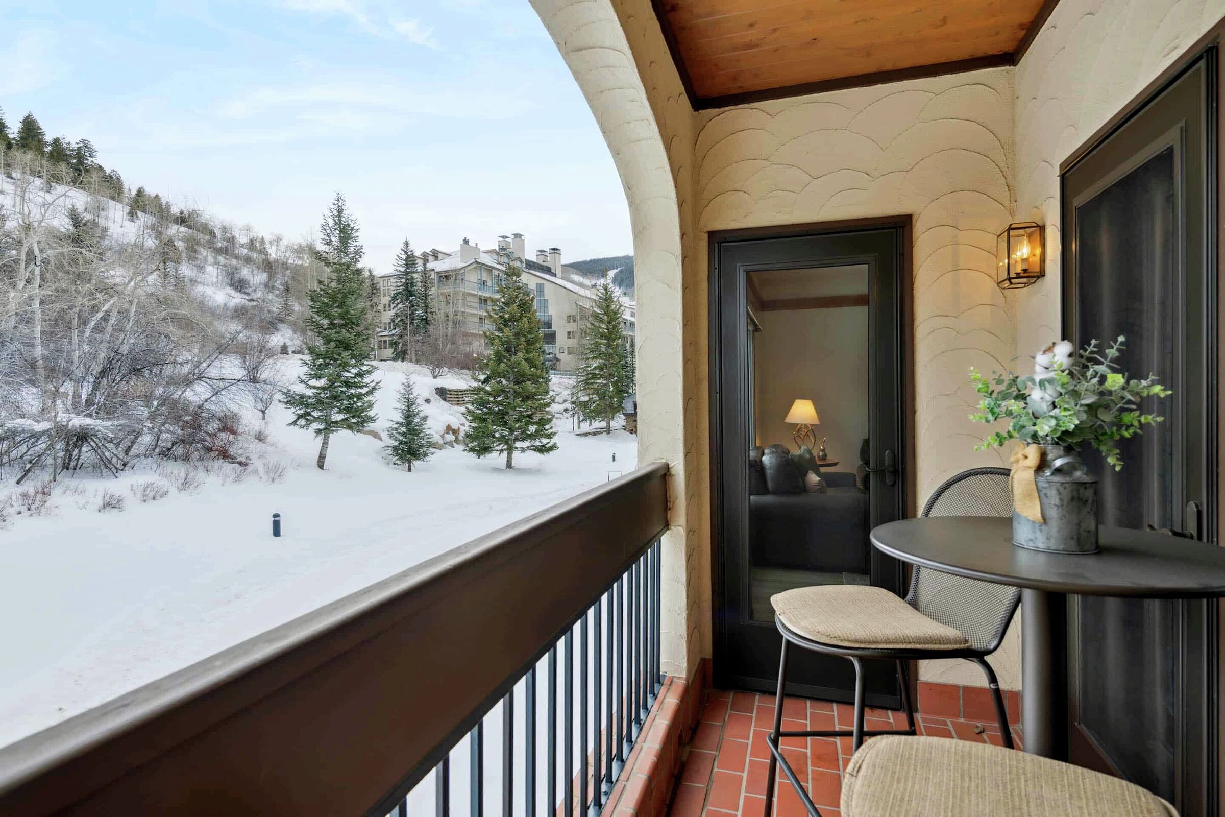 #D330 - Balcony