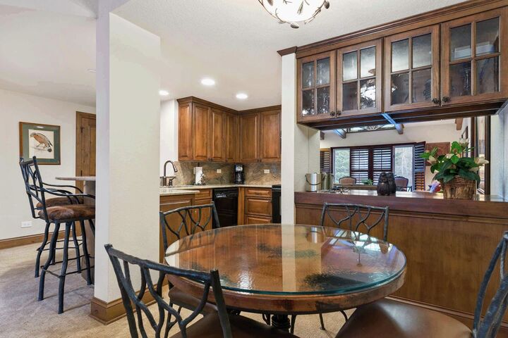 Dining Room & Kitchen