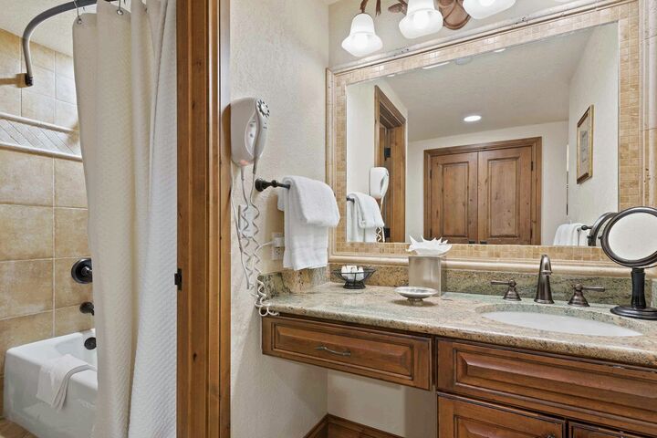Ensuite Bathroom