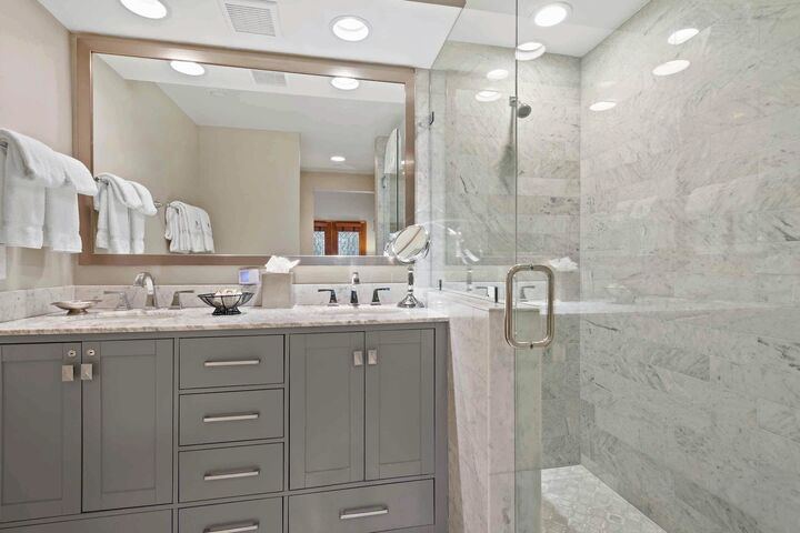 Master Ensuite Bathroom