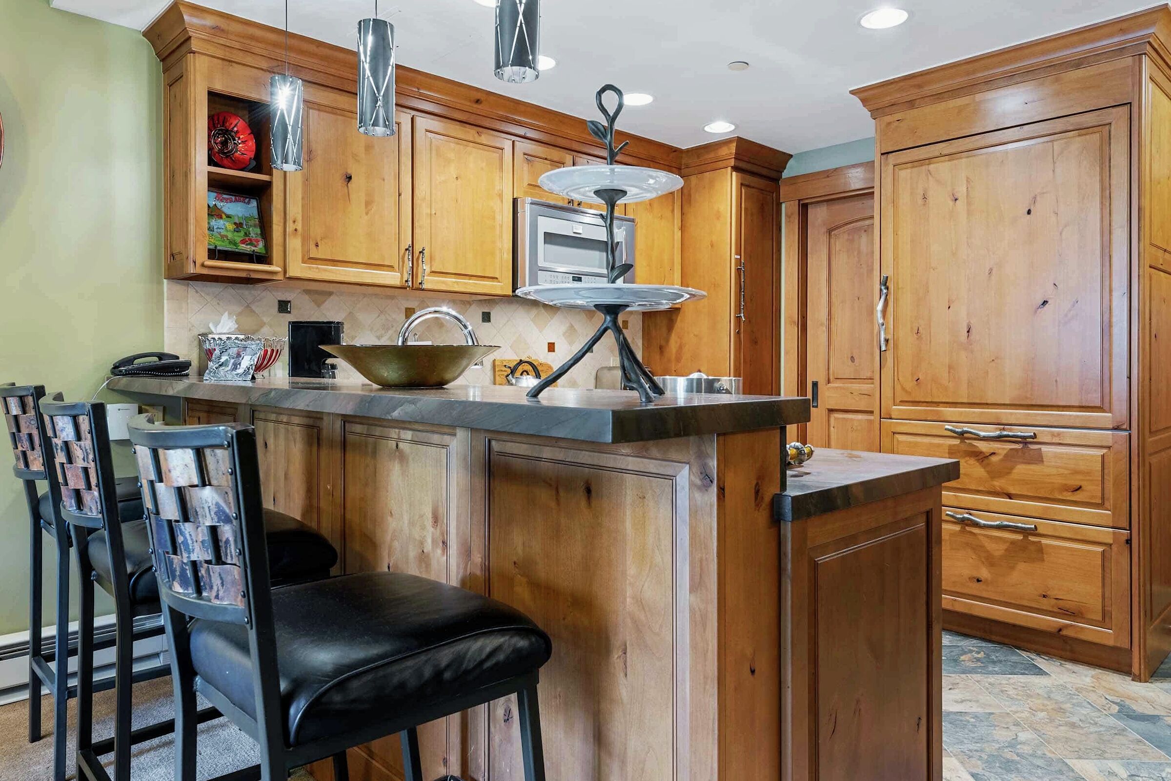 #E1405 - Kitchen