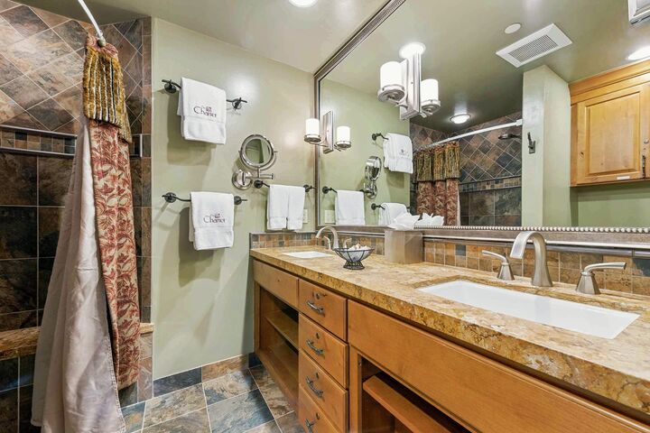 Master Ensuite Bathroom