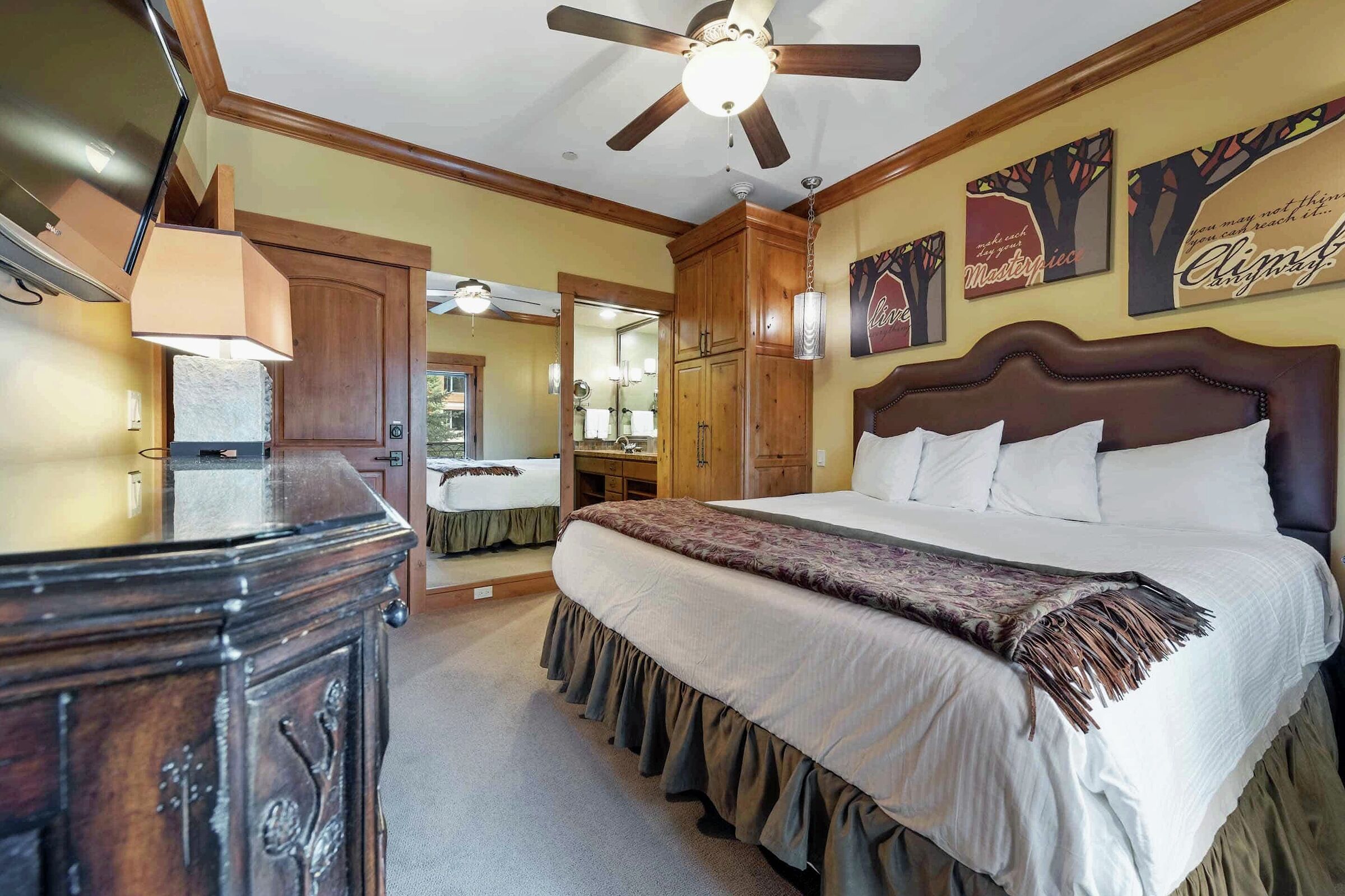 #E1405 - Master Bedroom