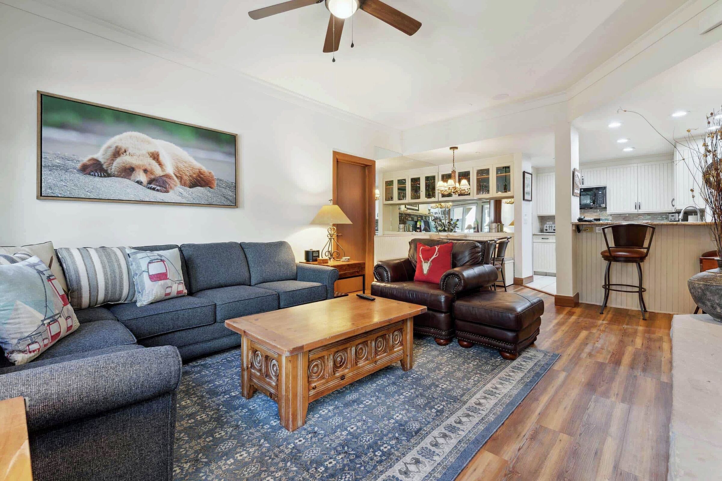 #E1505 - Living Area