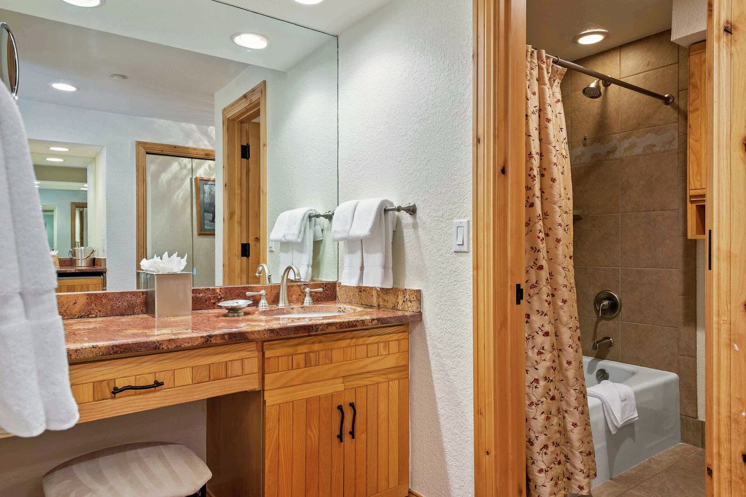 #E2205 - Bathroom