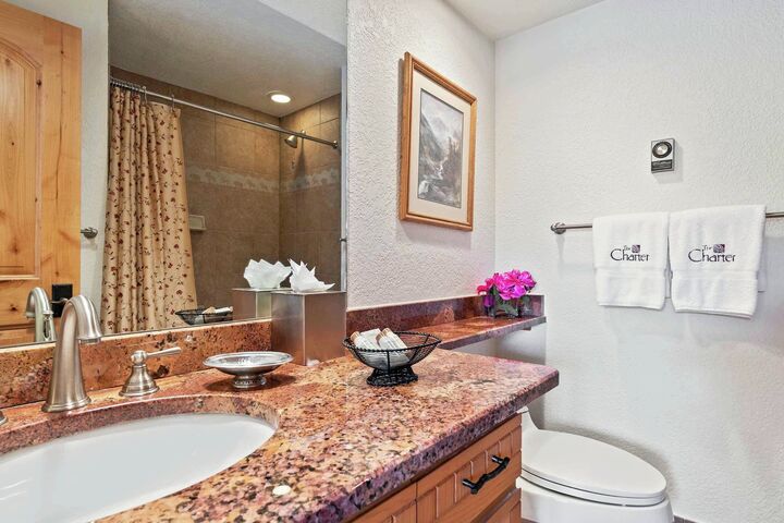 Master Ensuite Bathroom