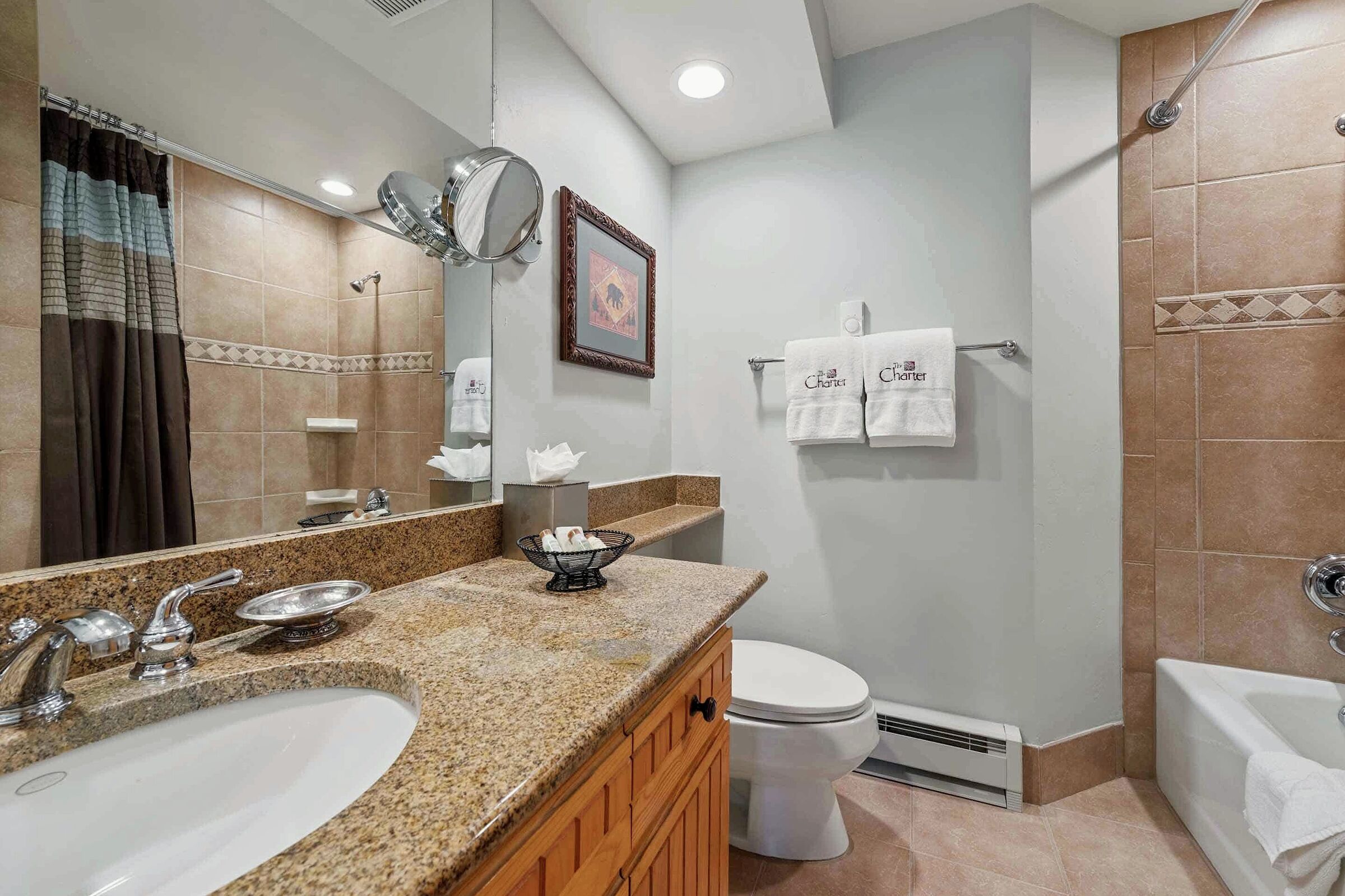 #E2305 - Master Ensuite Bathroom