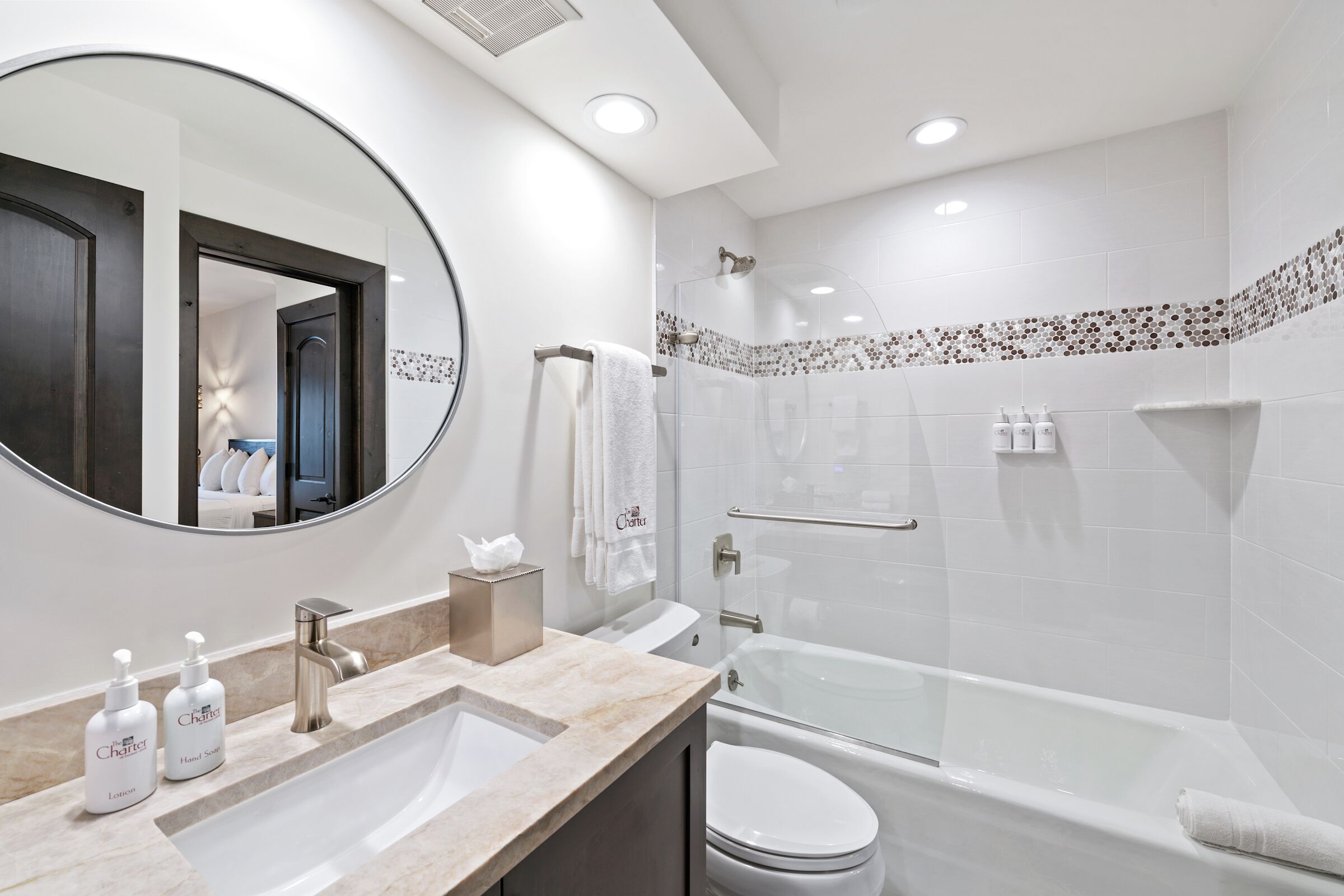 #F160 - Master Ensuite Bathroom
