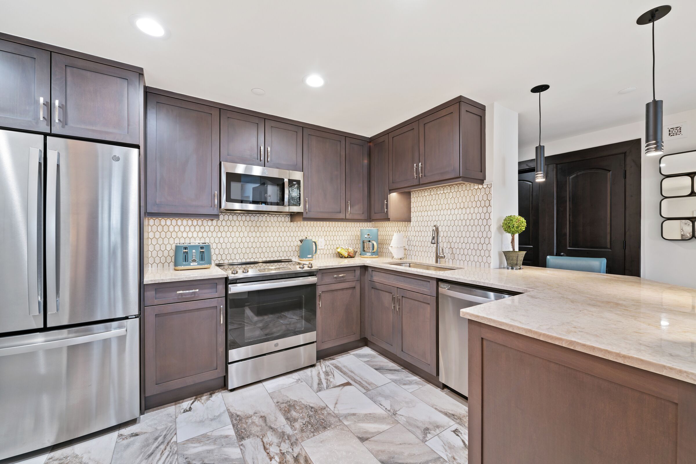 #F160 - Kitchen