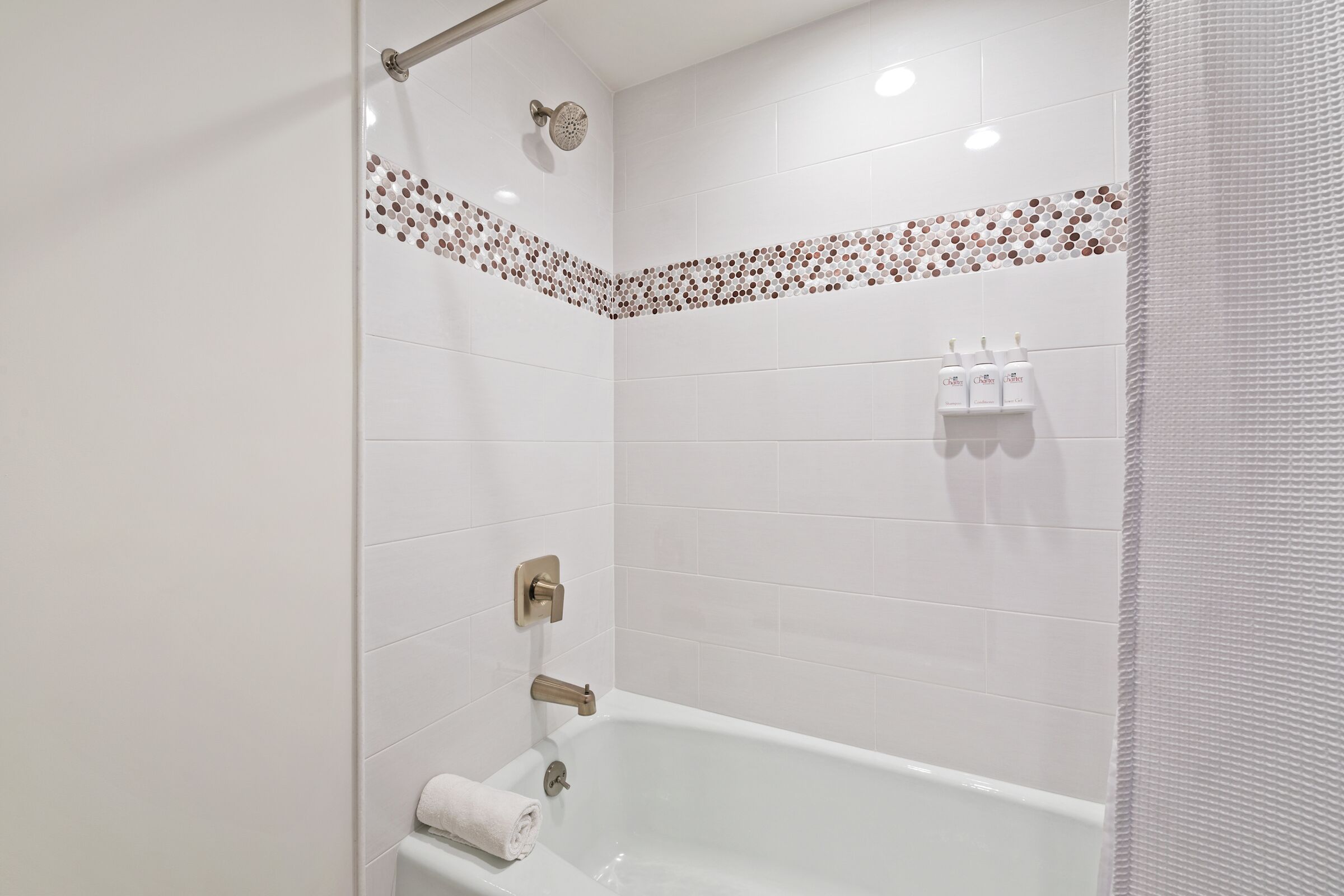 #F160 - Ensuite Bathroom
