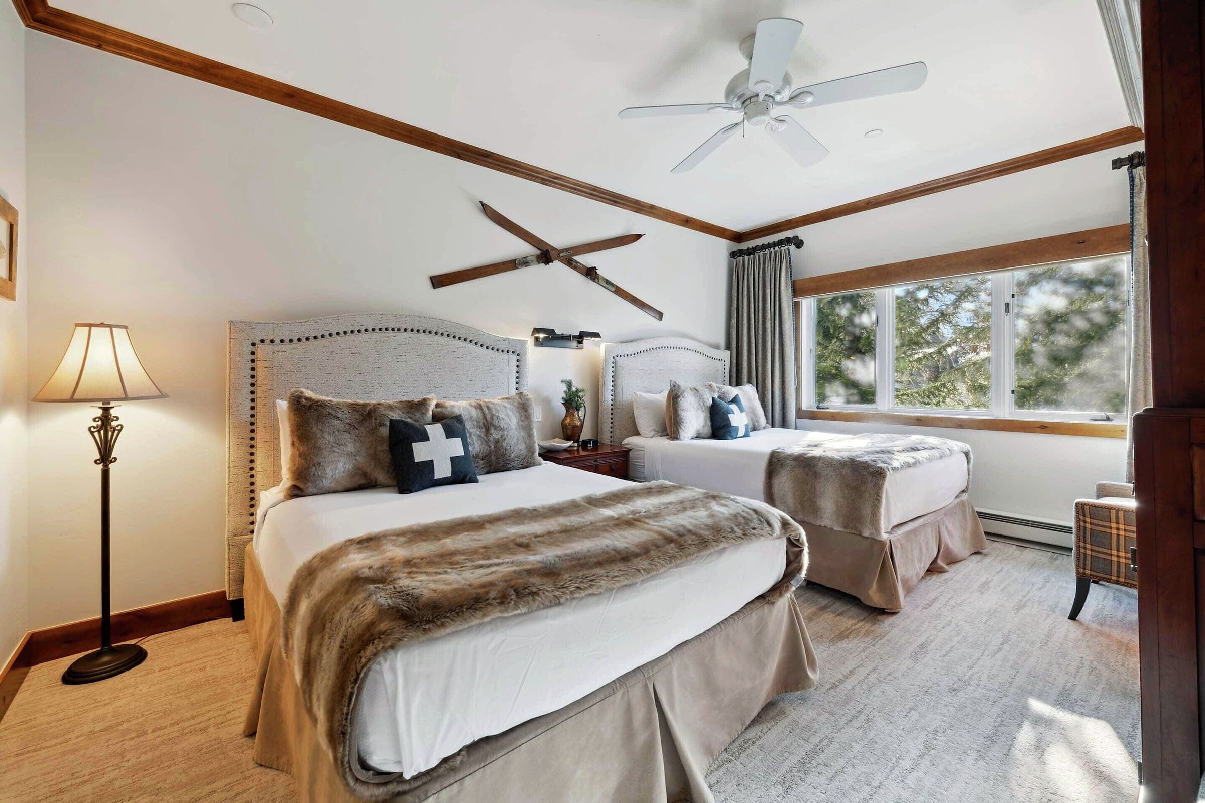 #F220 - Bedroom