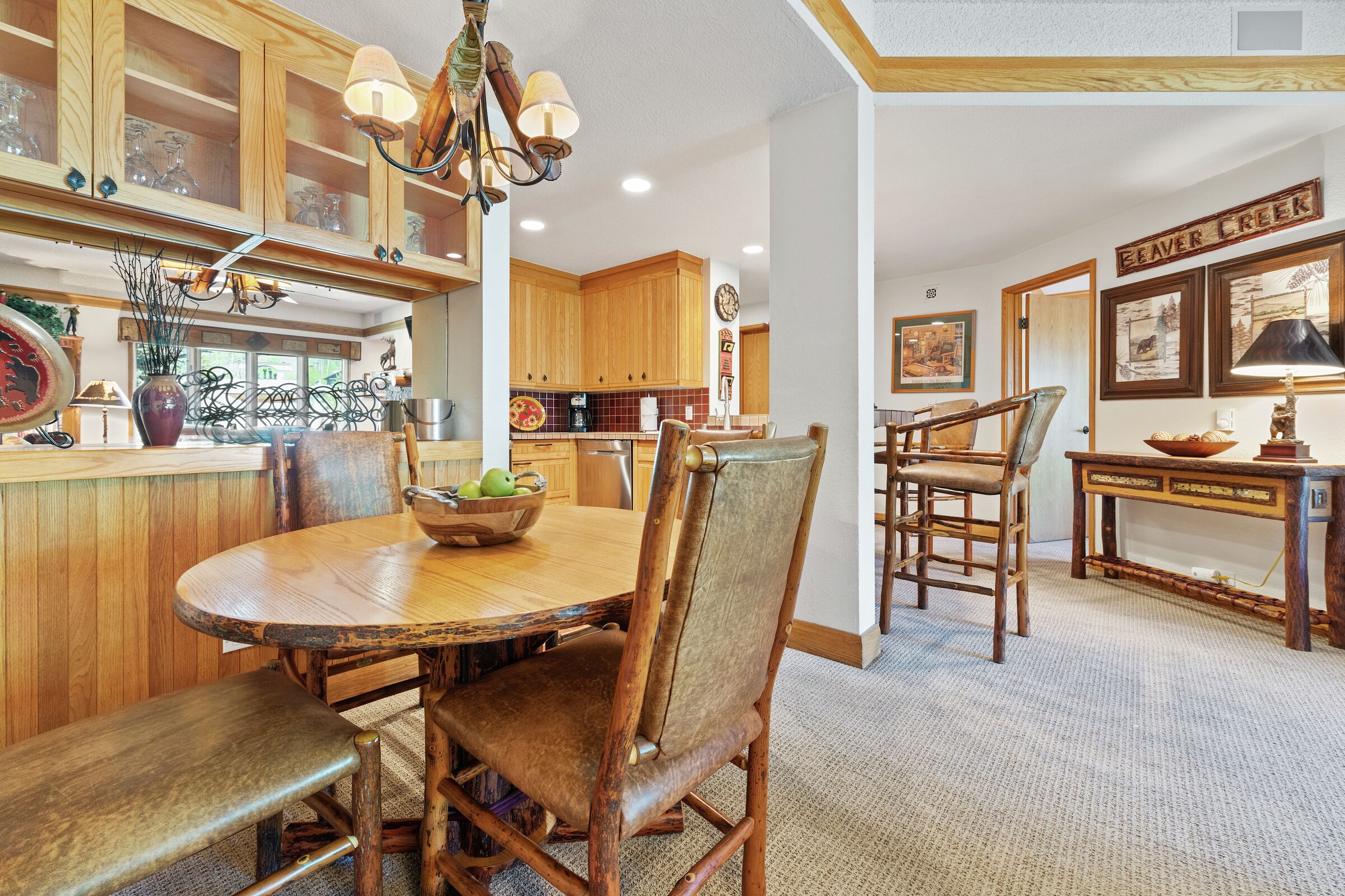 #F240 - Dining Area