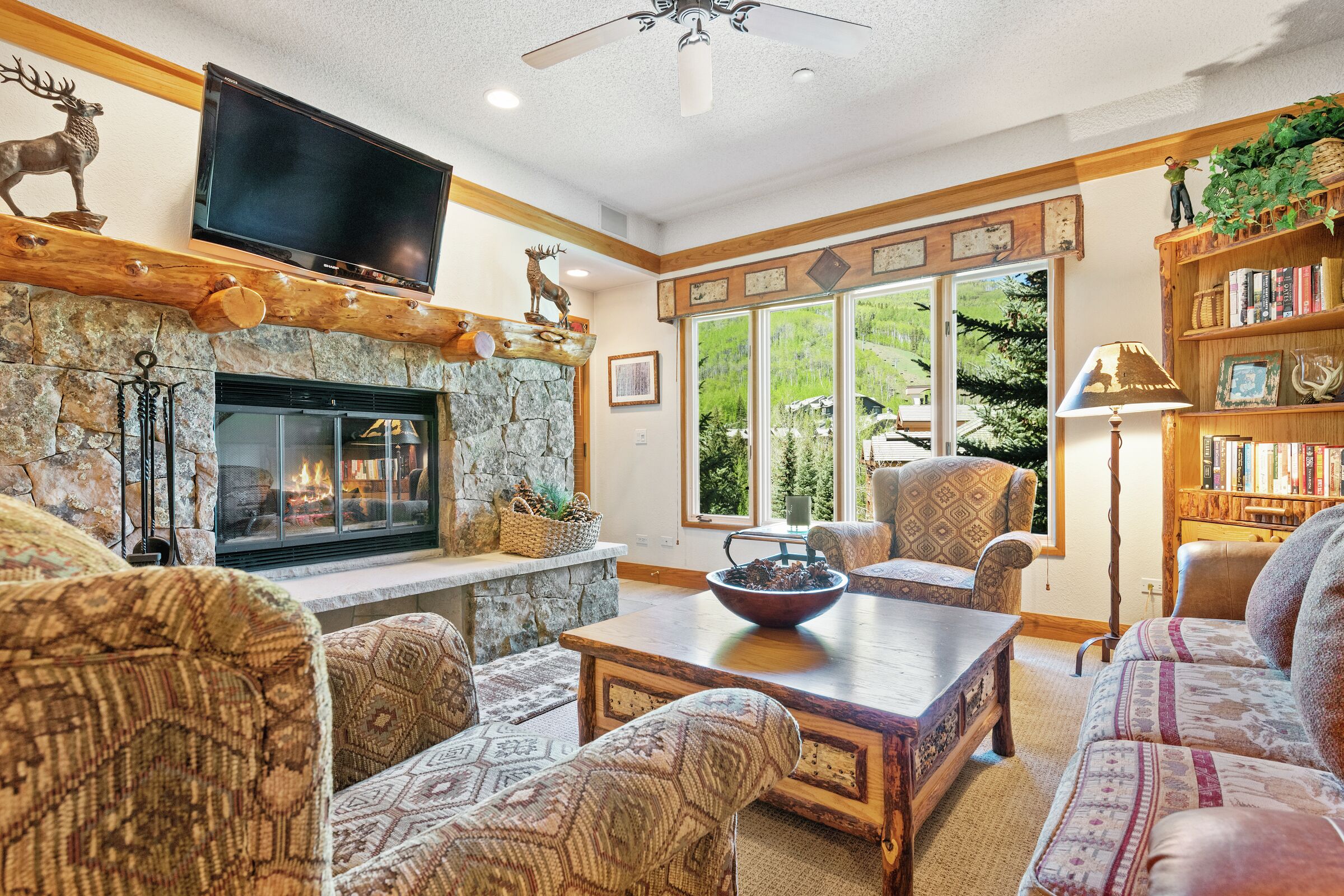 #F240 - Living Area
