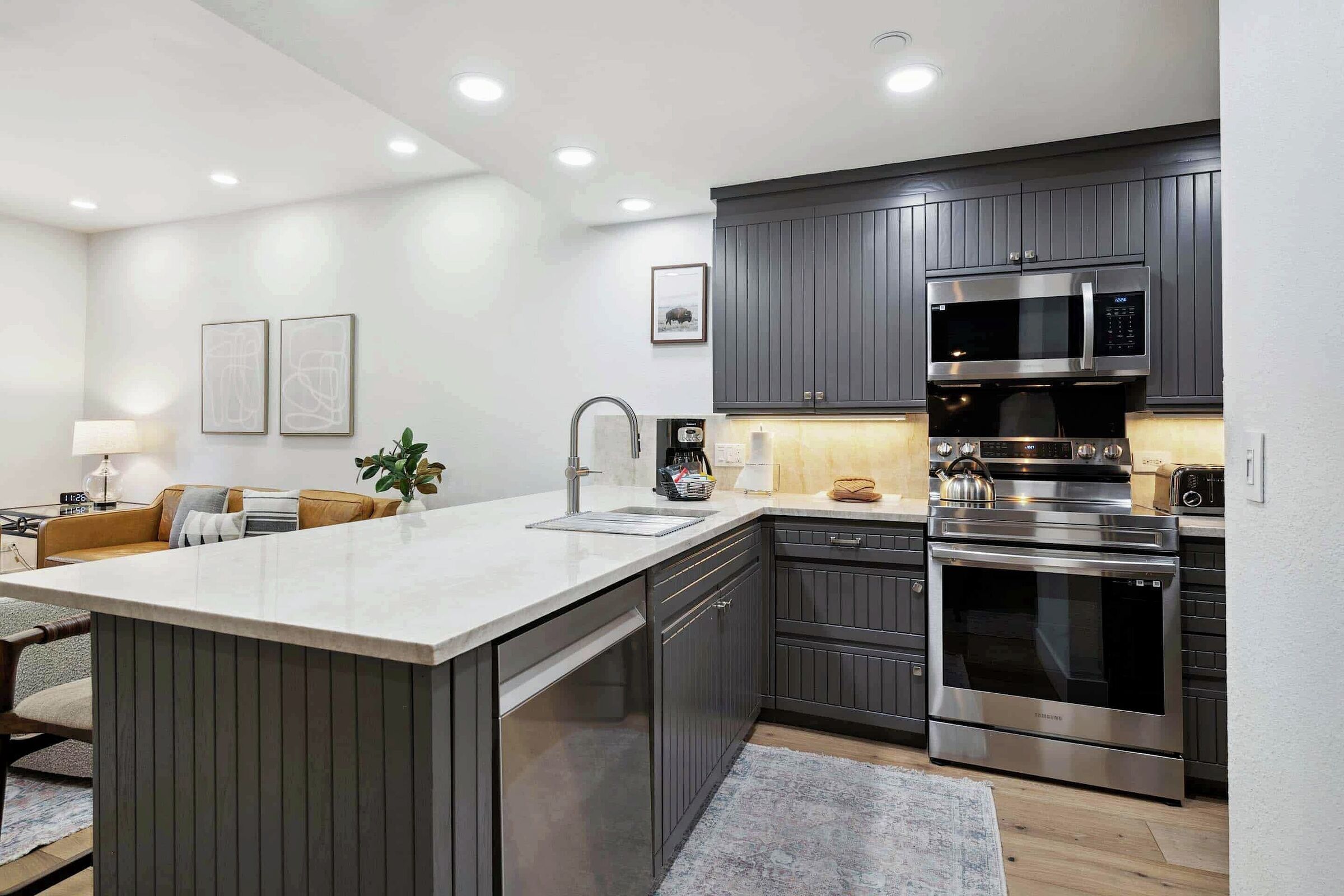 #G1205 - Kitchen