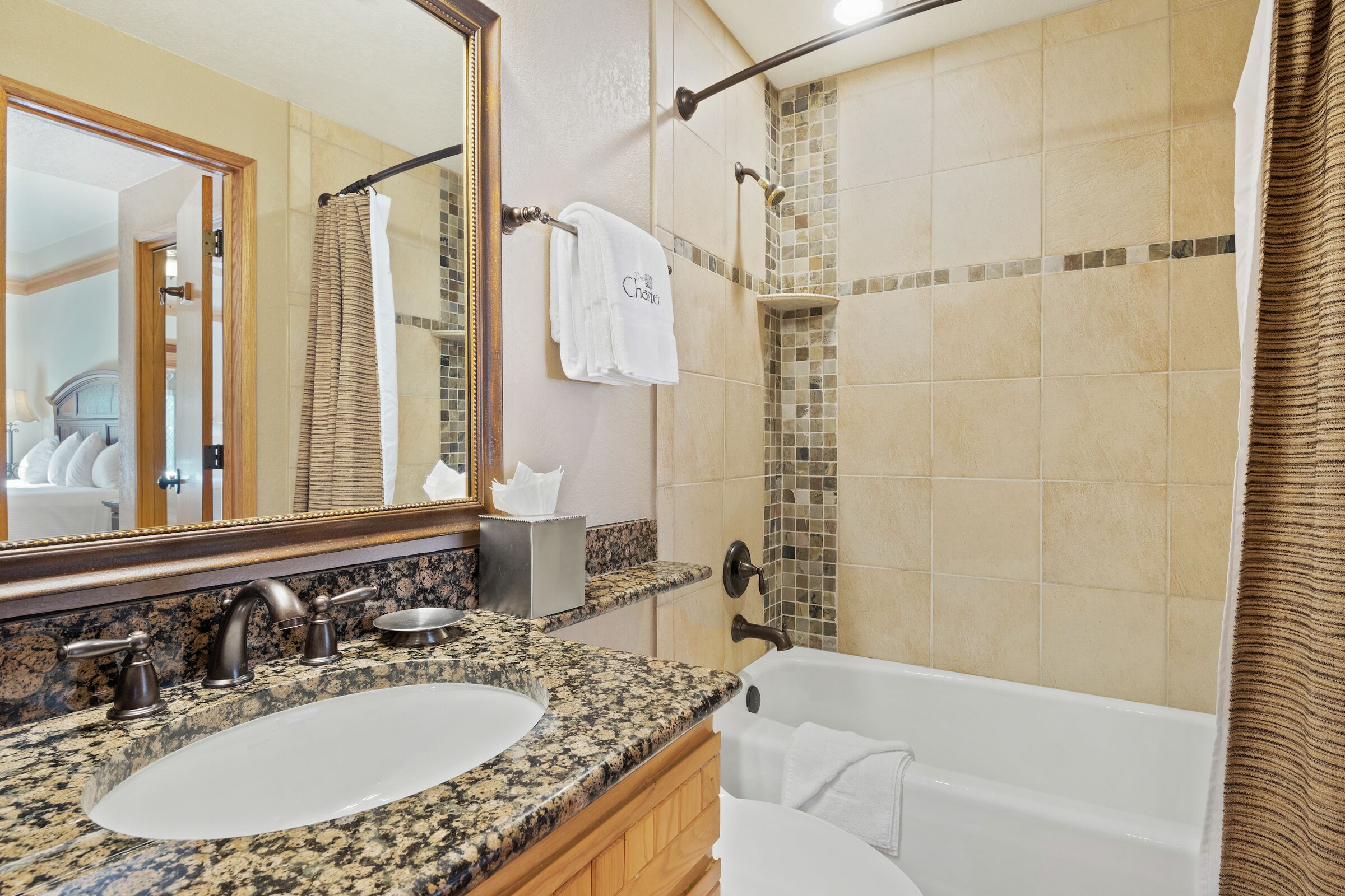 #G140 - Master Ensuite Bathroom