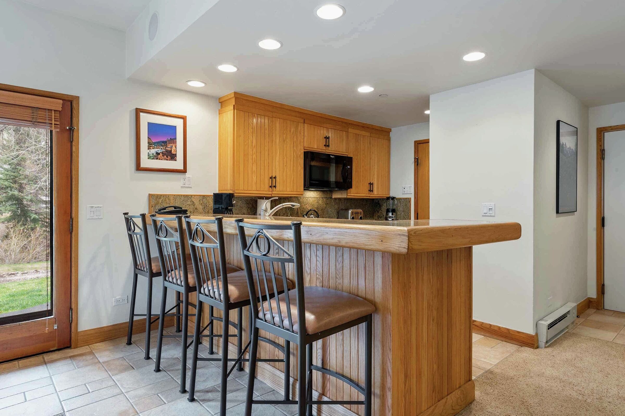 #E0105 - Kitchen