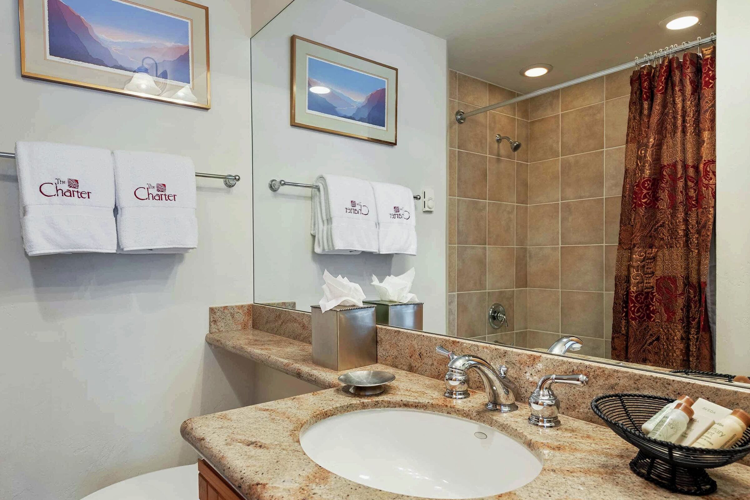 #E0105 - Master Ensuite Bathroom