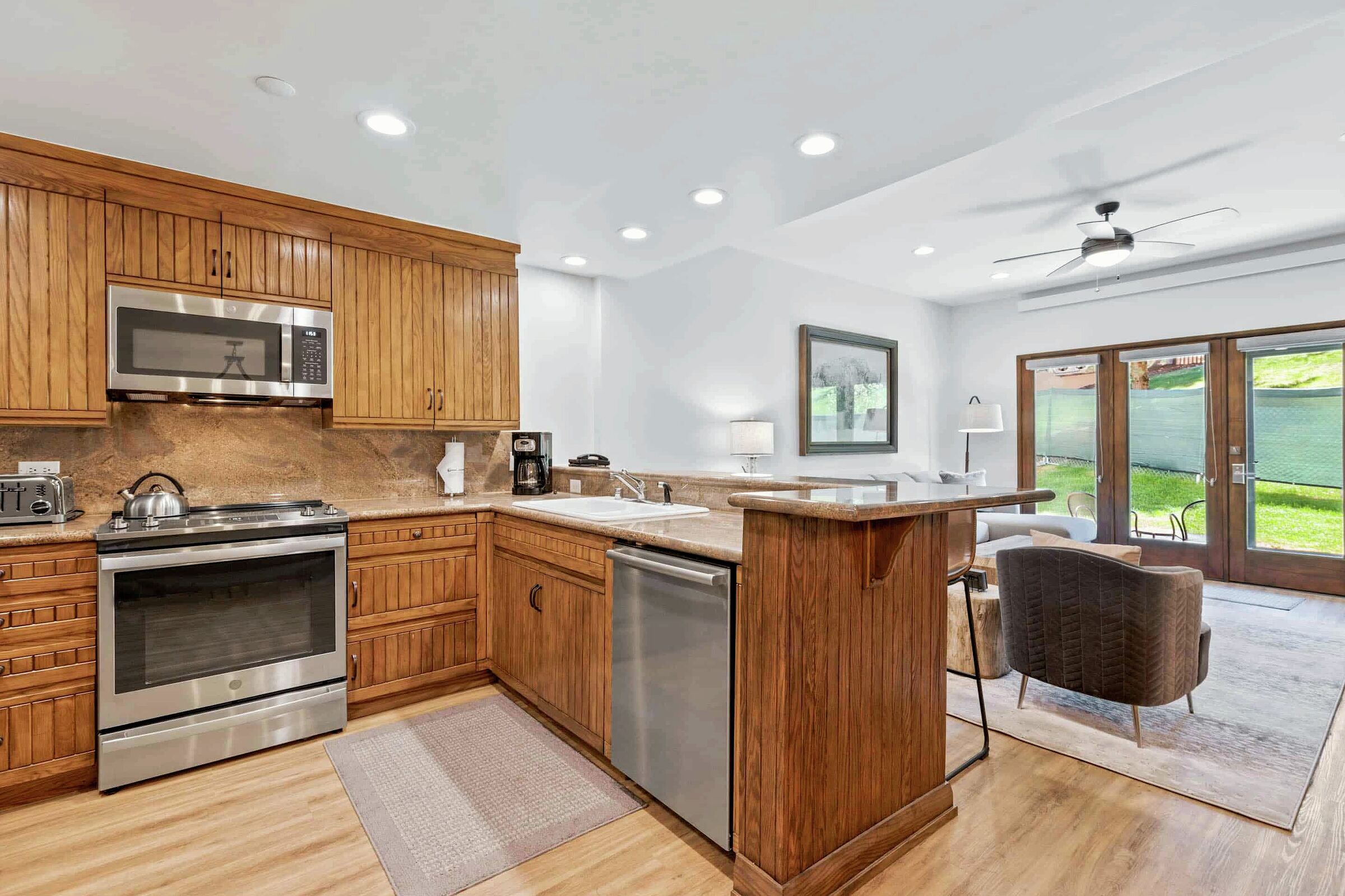 #E0305 - Kitchen