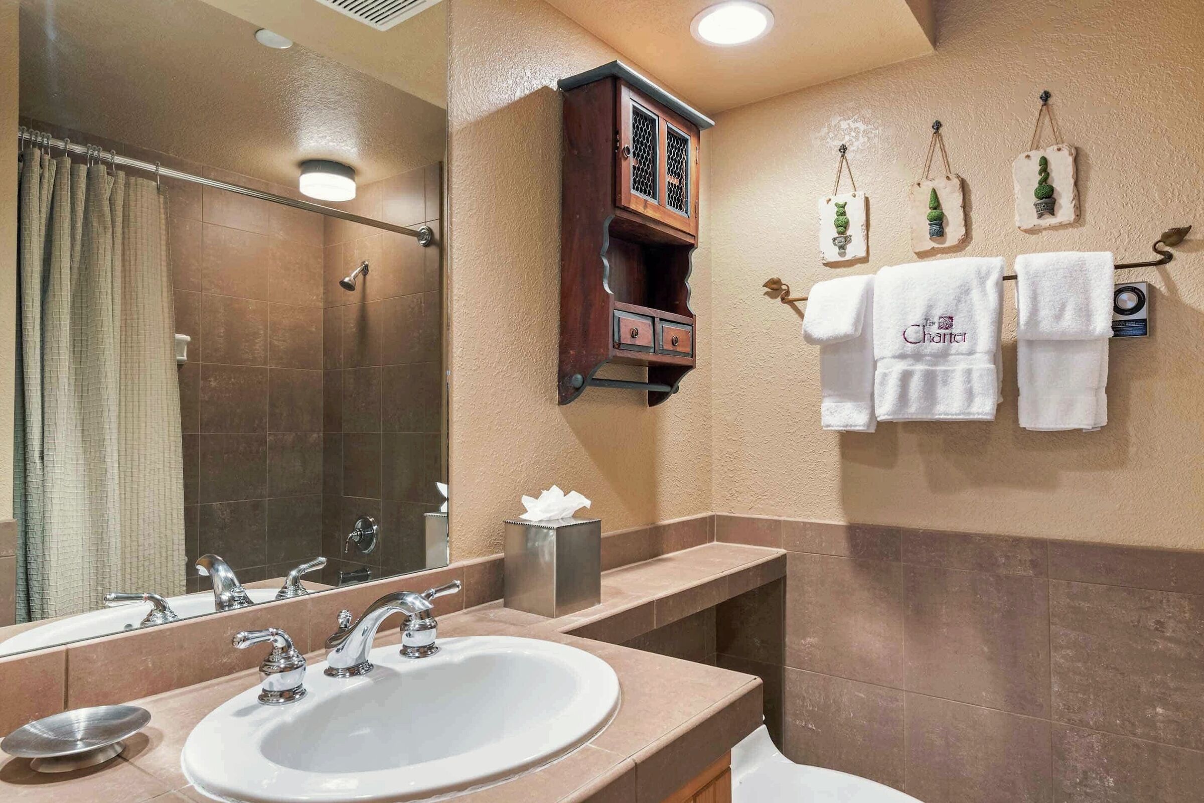 #G0505 - Master Ensuite Bathroom
