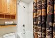 Gallery Thumbnail (King Lodge Room Bathroom)