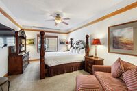 King Lodge Room