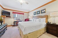 King Lodge Room
