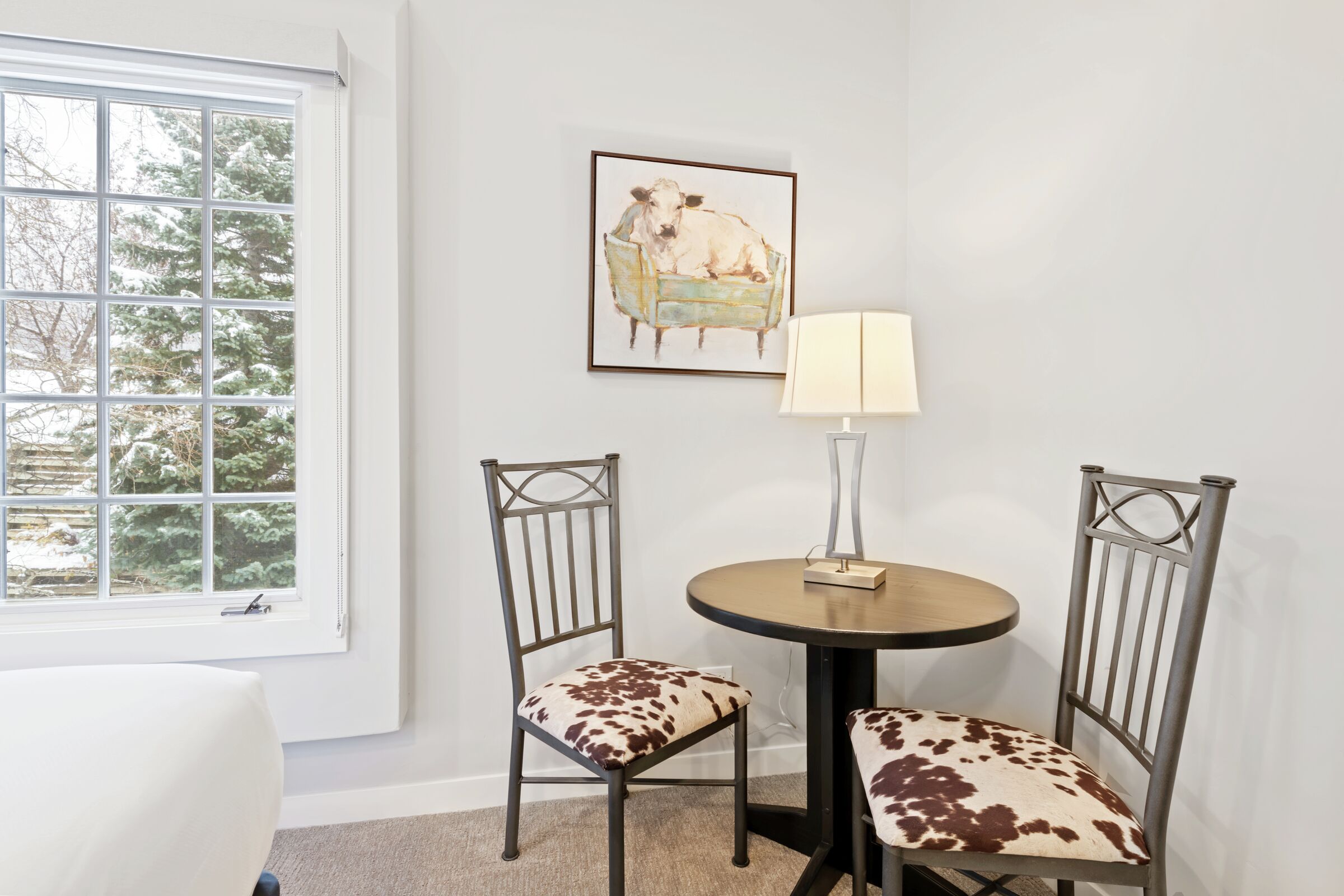 #A255 - Two Queen Lodge Room
