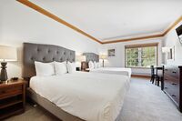 Two Queen Lodge Room