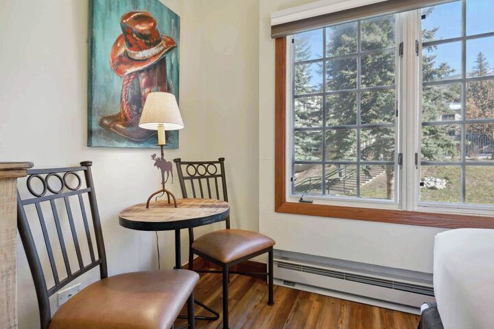Two Queen Lodge Room Dining Area