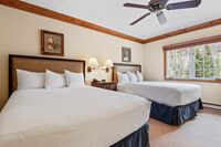 Two Queen Lodge Room