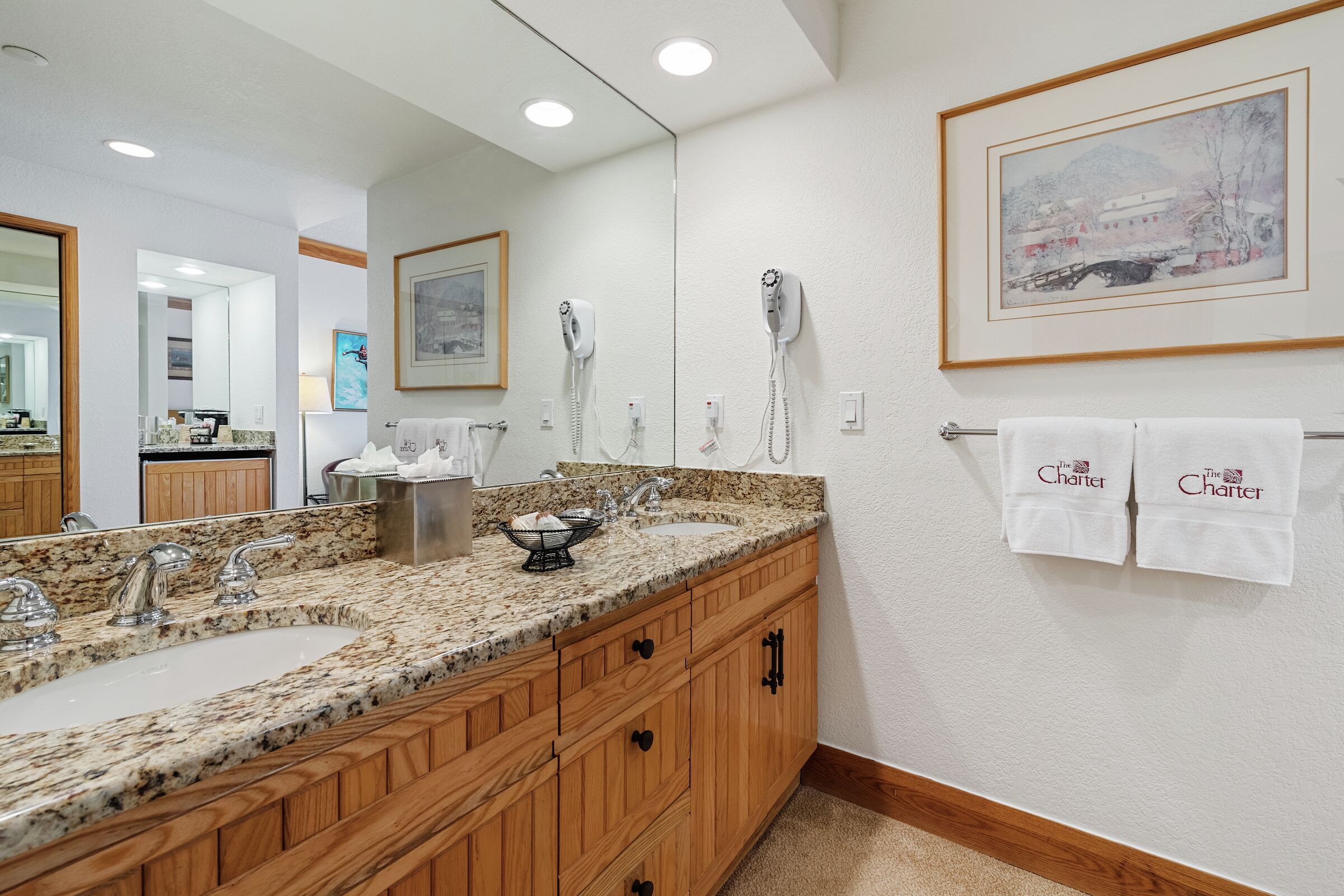 #E215 - Ensuite Bathroom