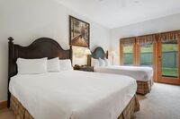 Two Queen Lodge Room