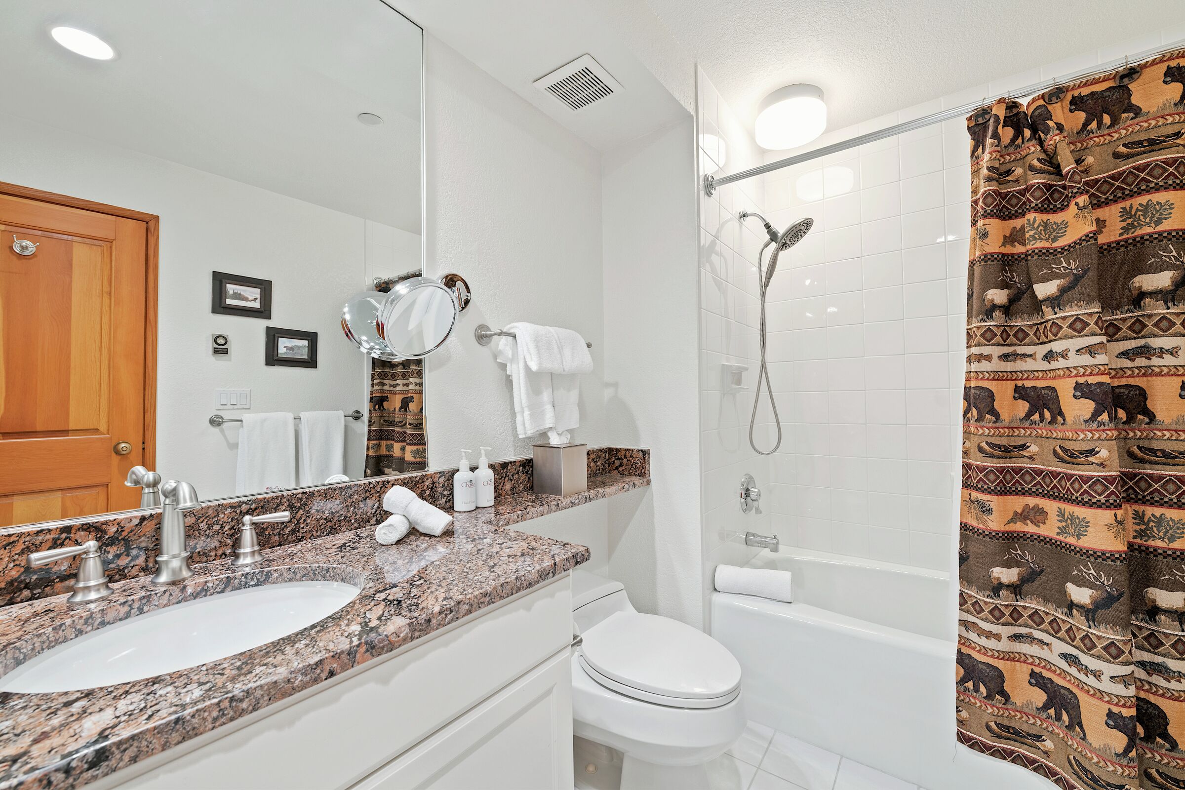 #L331 - Ensuite Bathroom