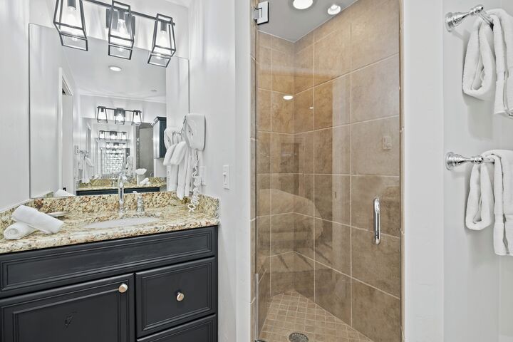 Master Ensuite Bathroom
