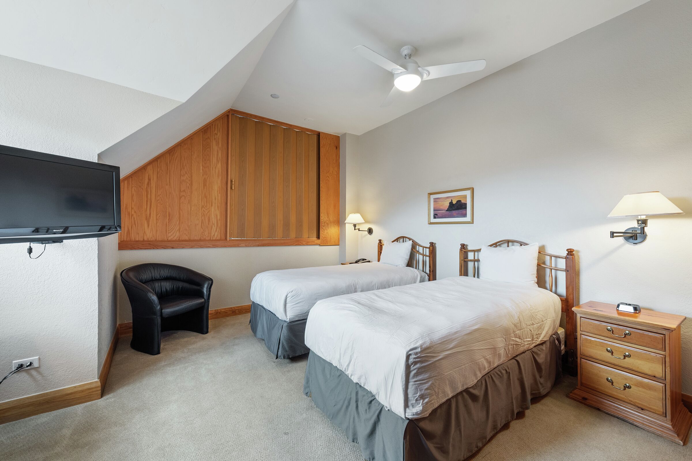 #L332 - Bedroom