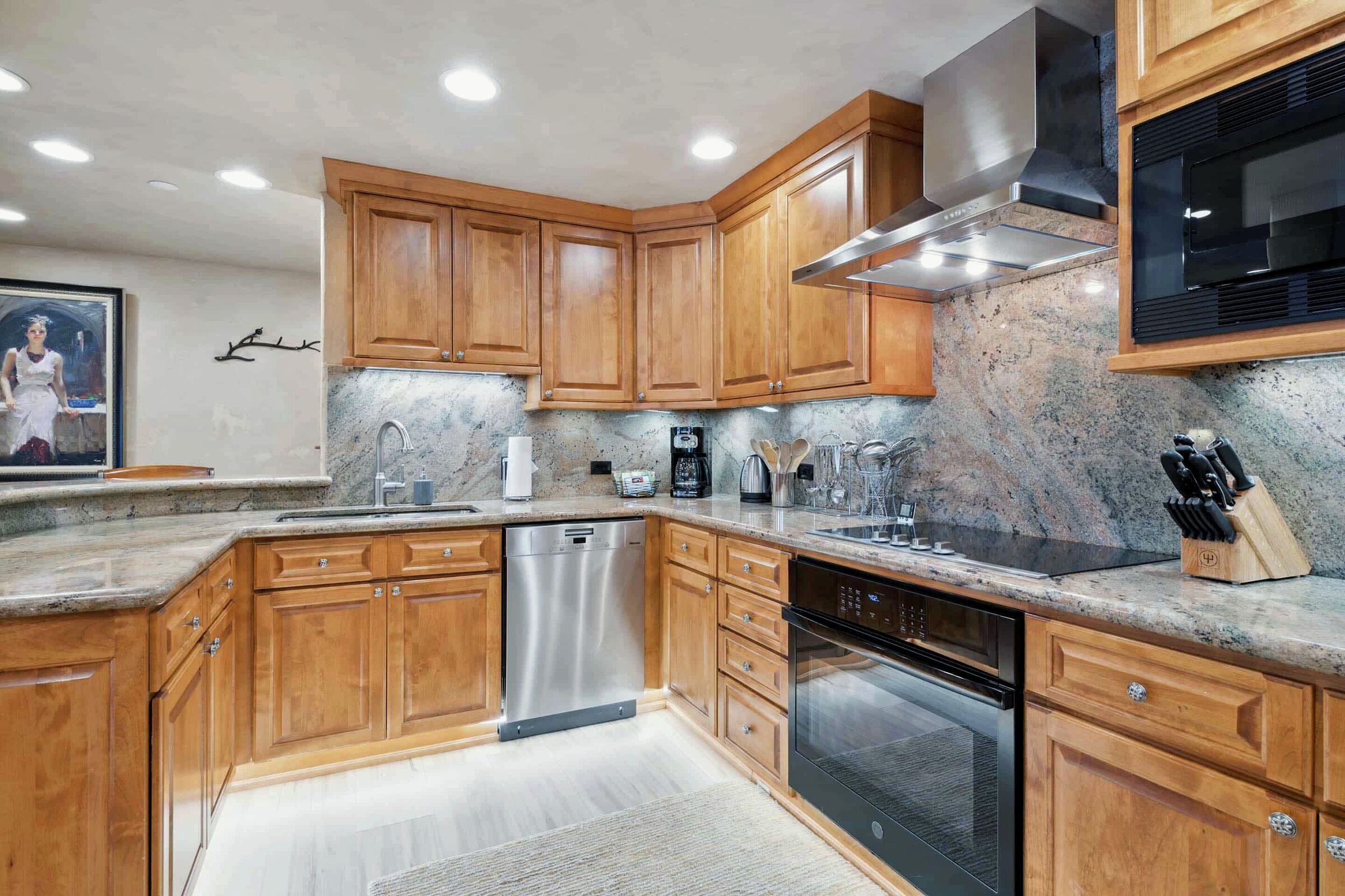 #C220 - Kitchen