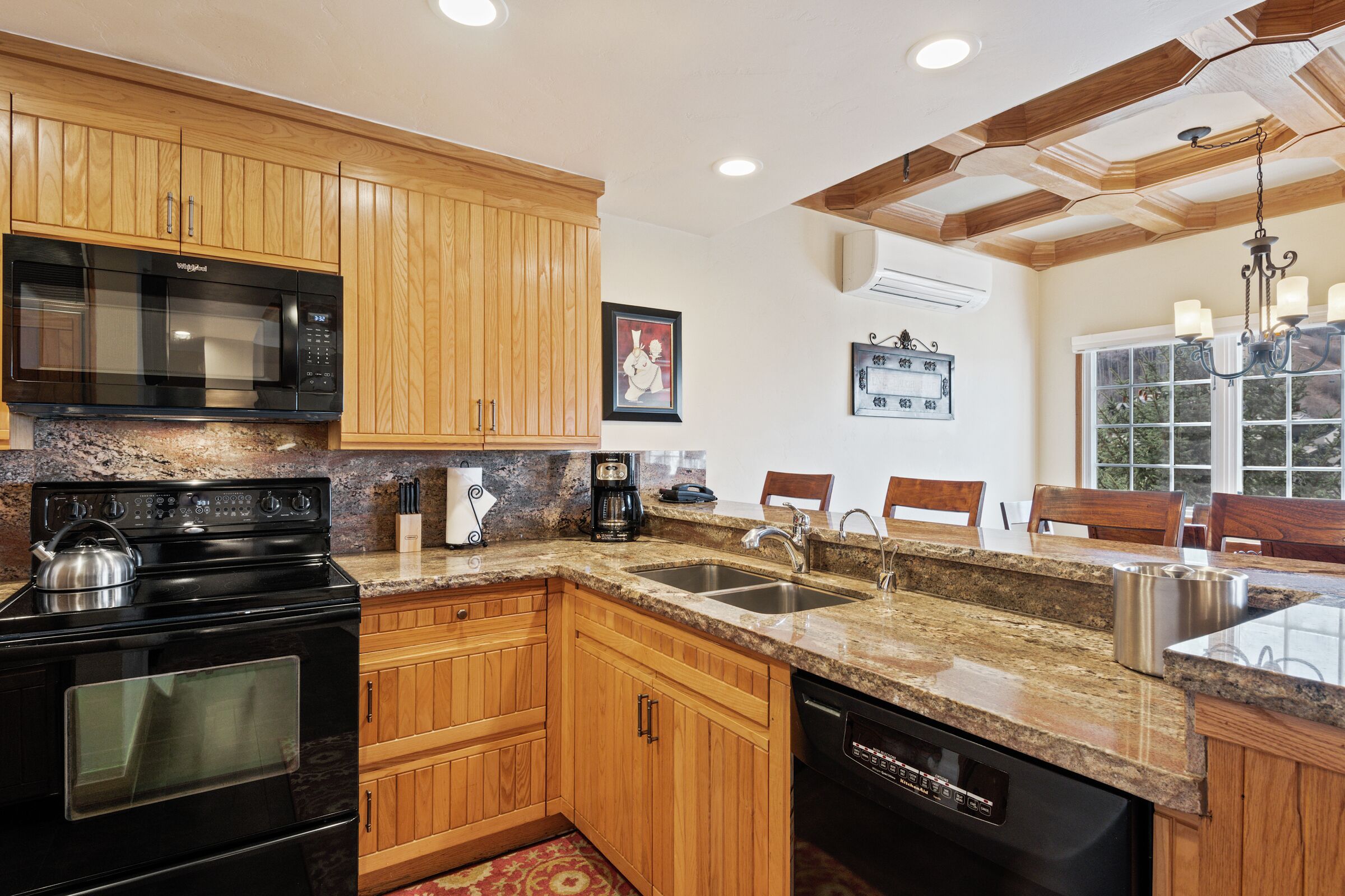 #F320 - Kitchen