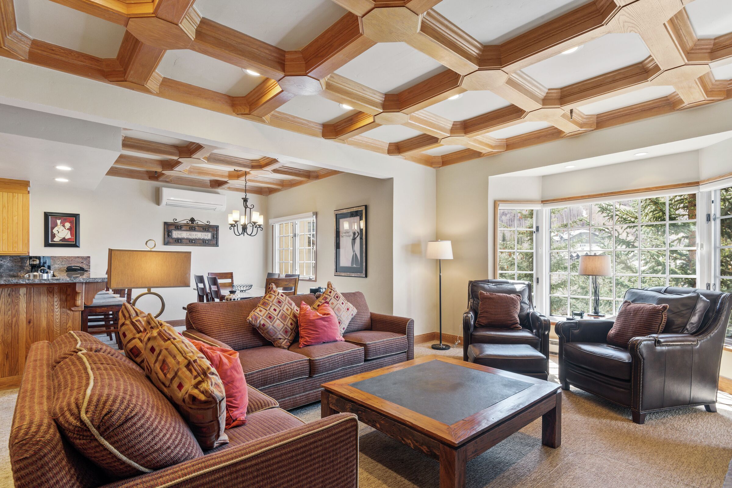 #F320 - Living Area