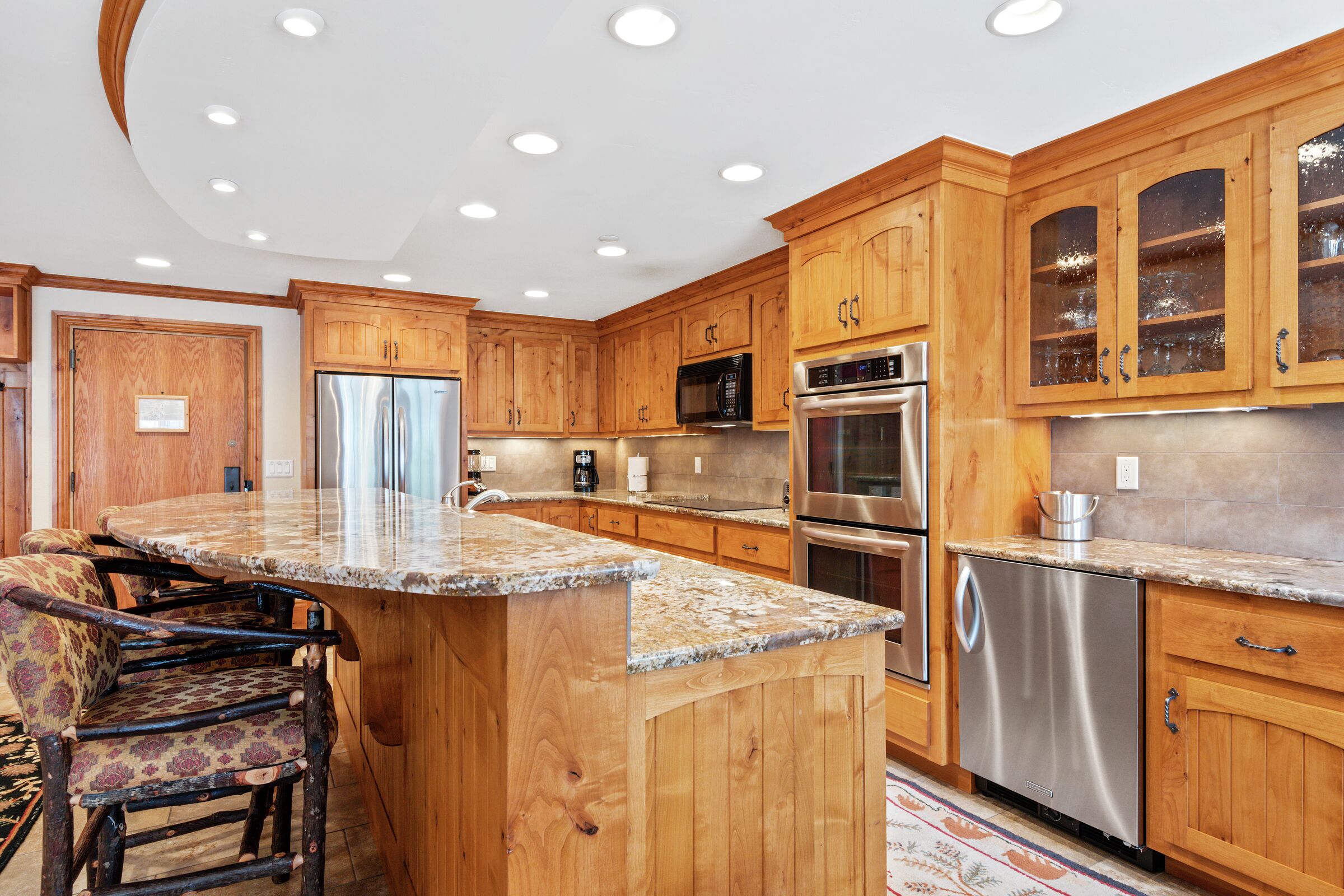 #F350 - Kitchen