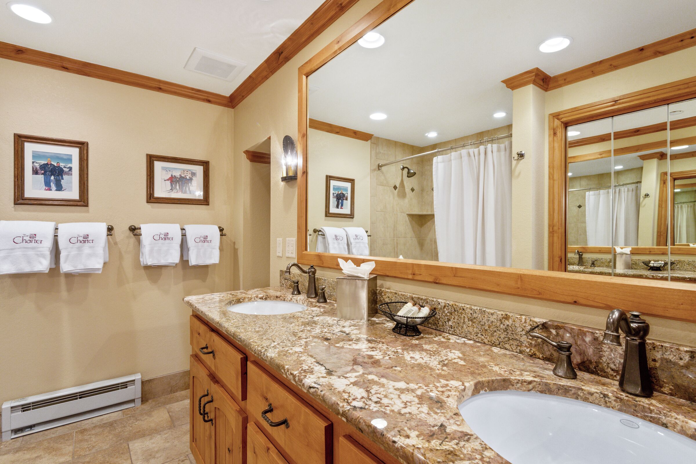 #F350 - Master Ensuite Bathroom