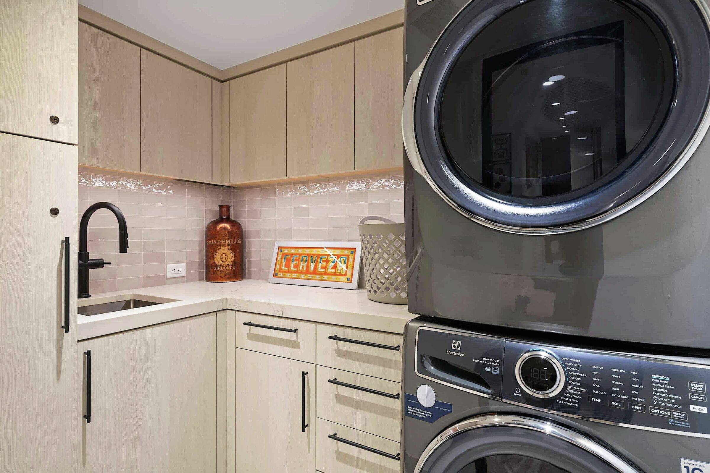 #L022 - Laundry Room