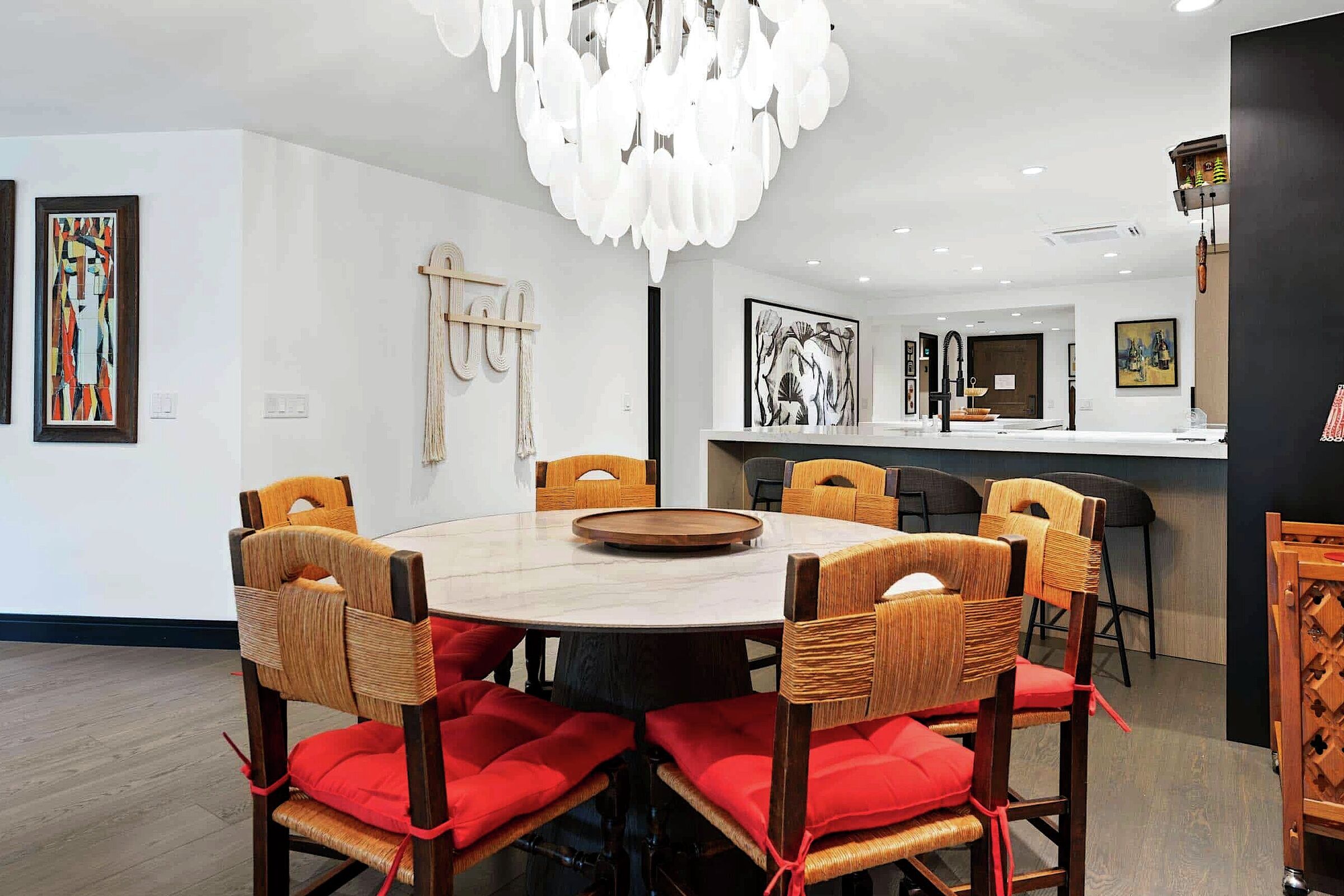 #L022 - Dining Area