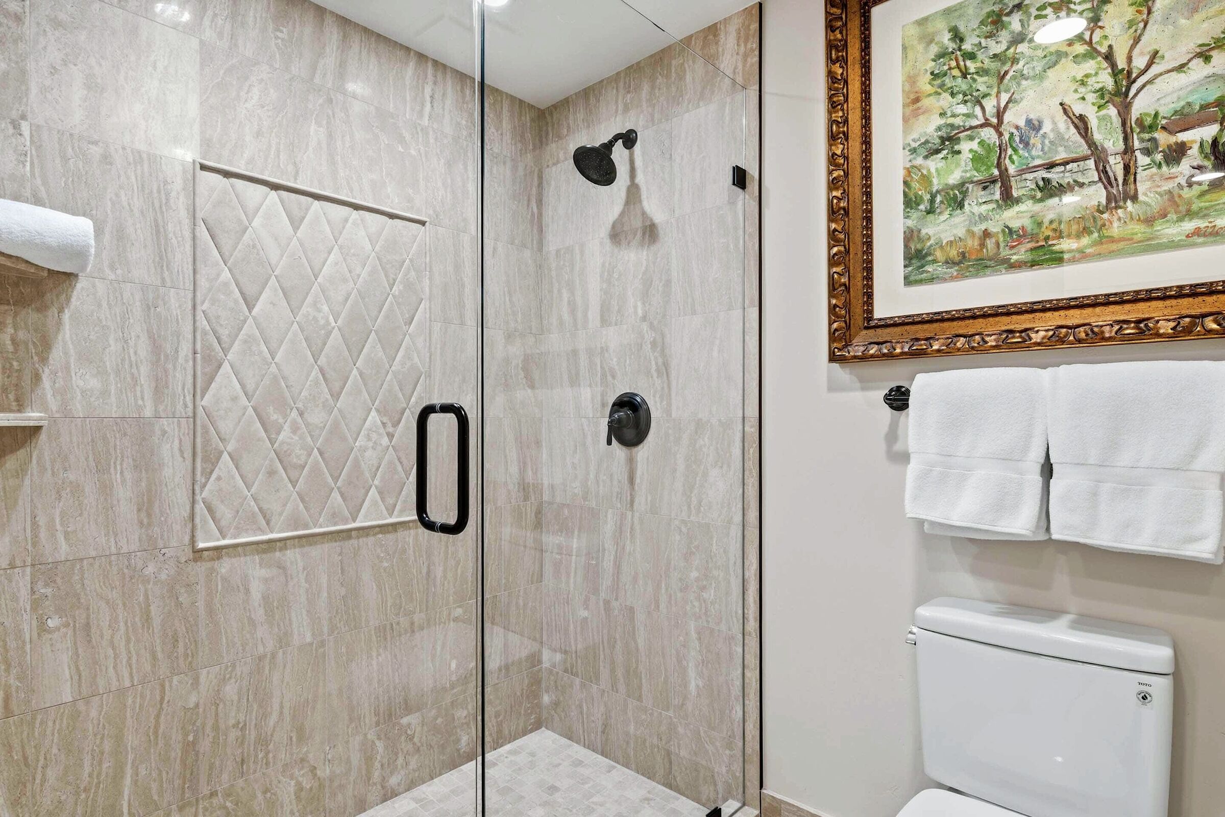#G230 - Master Ensuite Bathroom