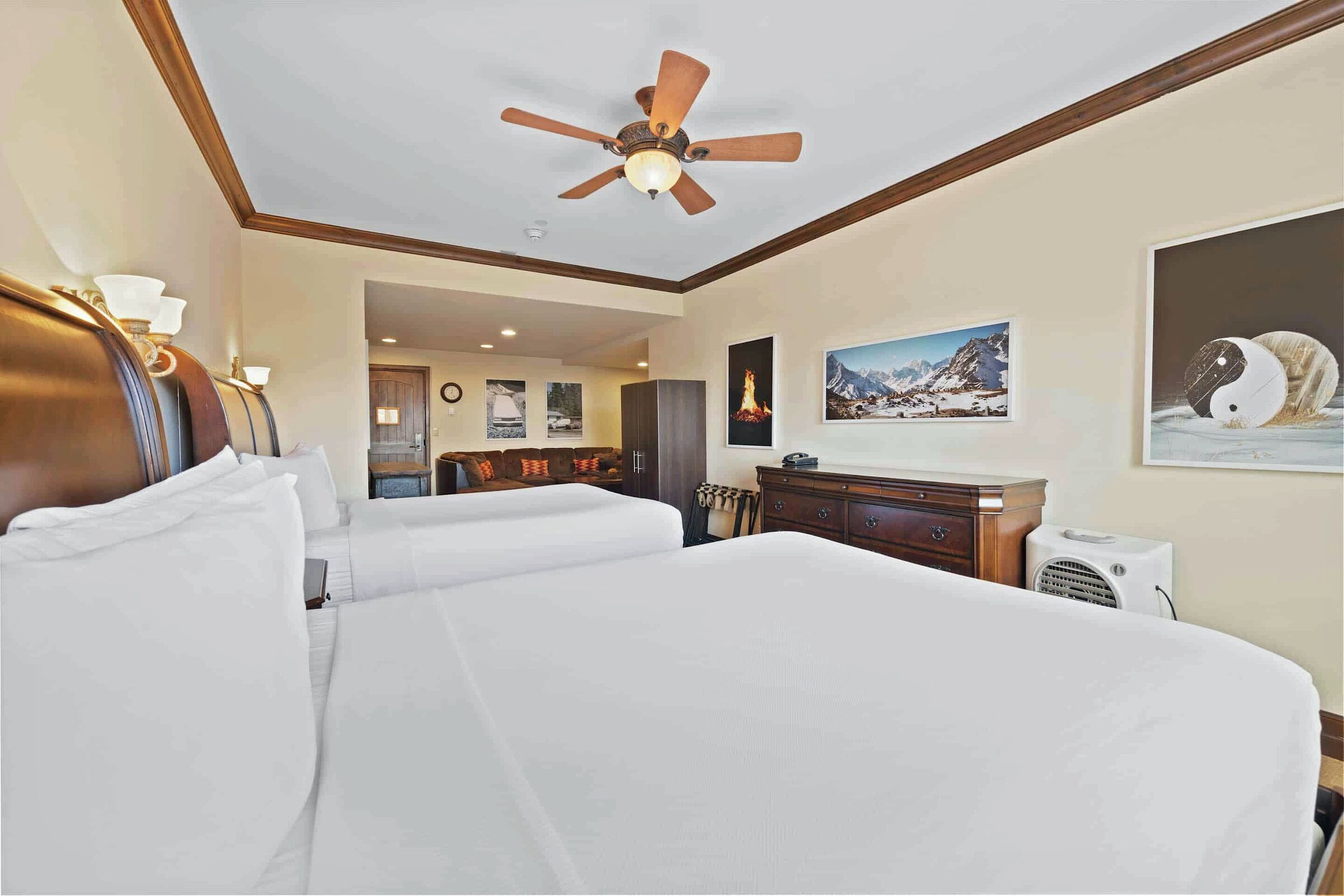 #E3405 - Bedroom