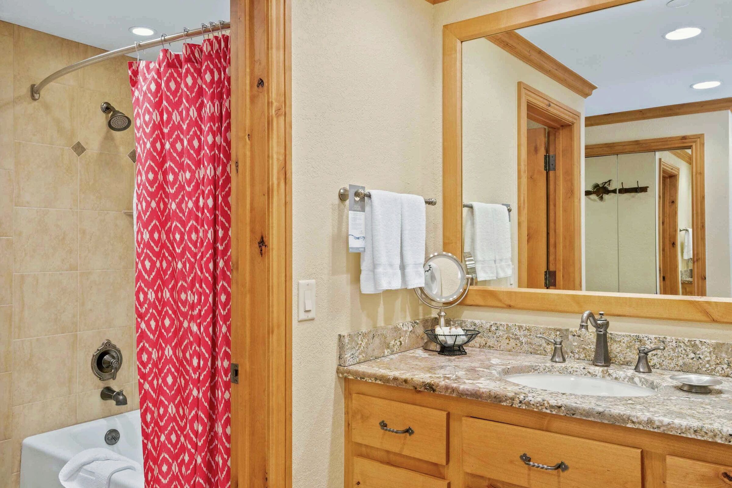 #F3505 - Bathroom