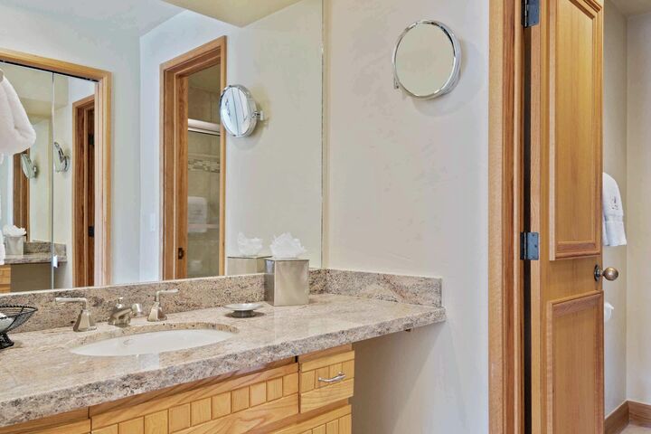 Master Ensuite Bathroom
